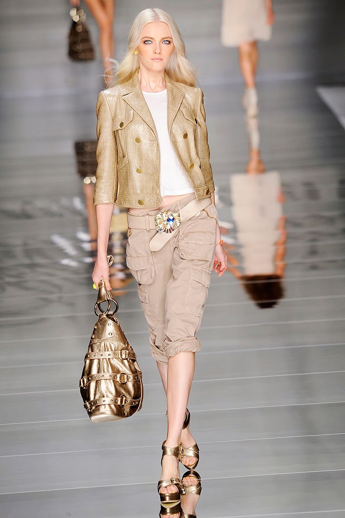 Blumarine S/S 10 Look 110
