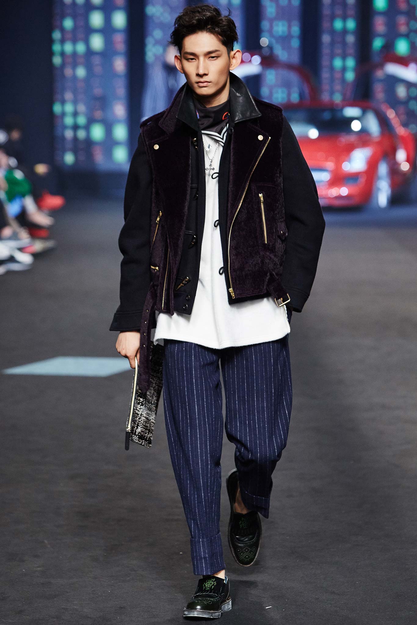Beyond Closet Seoul F/W 15 Look 93
