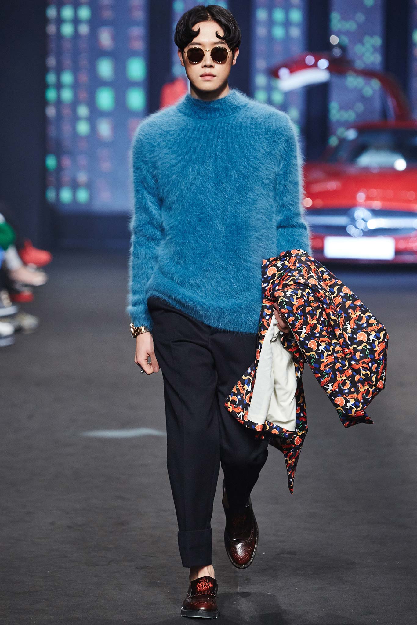 Beyond Closet Seoul F/W 15 Look 110