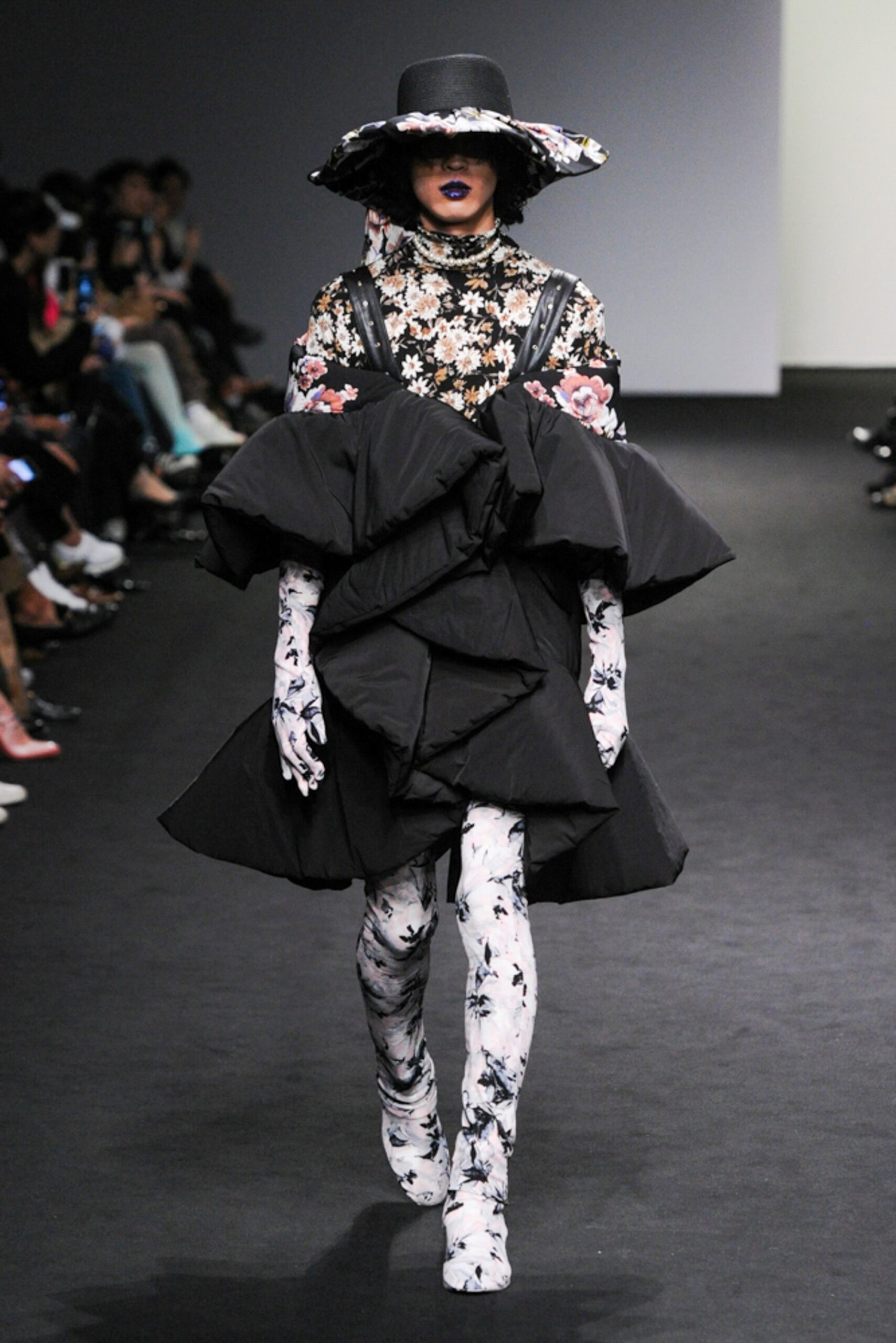 Blindness Seoul F/W 18 Look 93