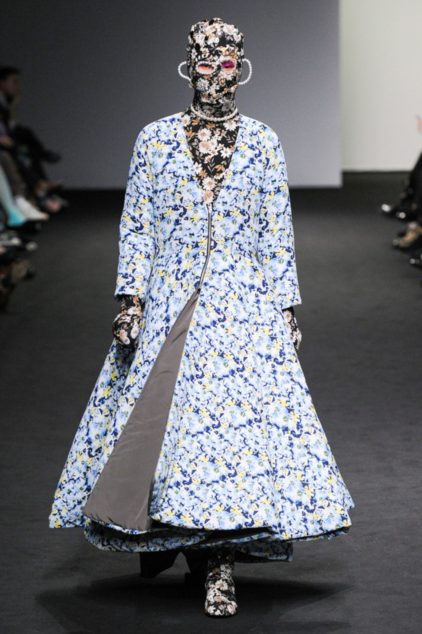 Blindness Seoul F/W 18 Look 183