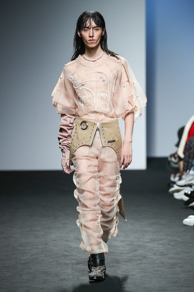 Blindness Seoul S/S 18 Look 100