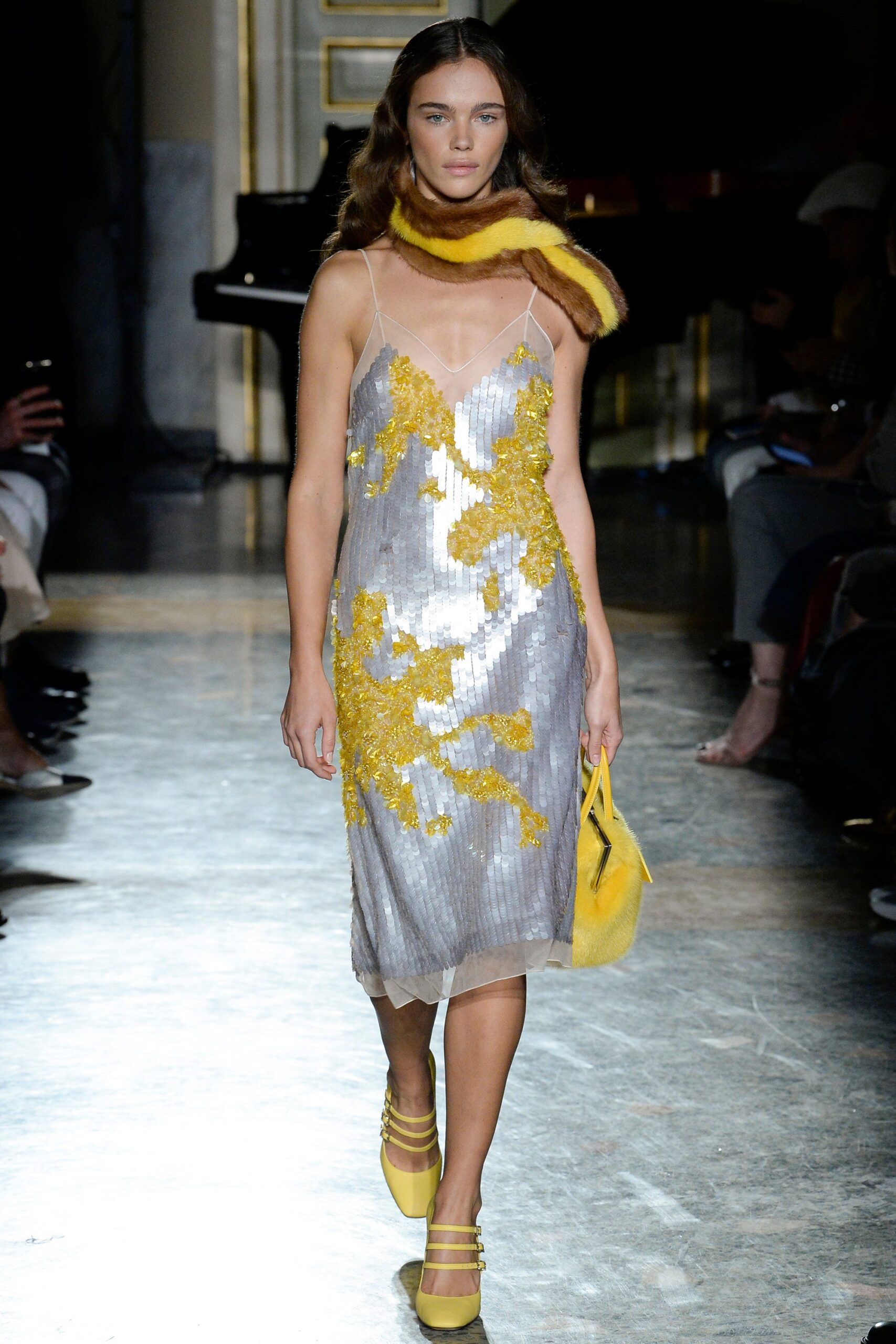 Blumarine F/W 17 Look 11