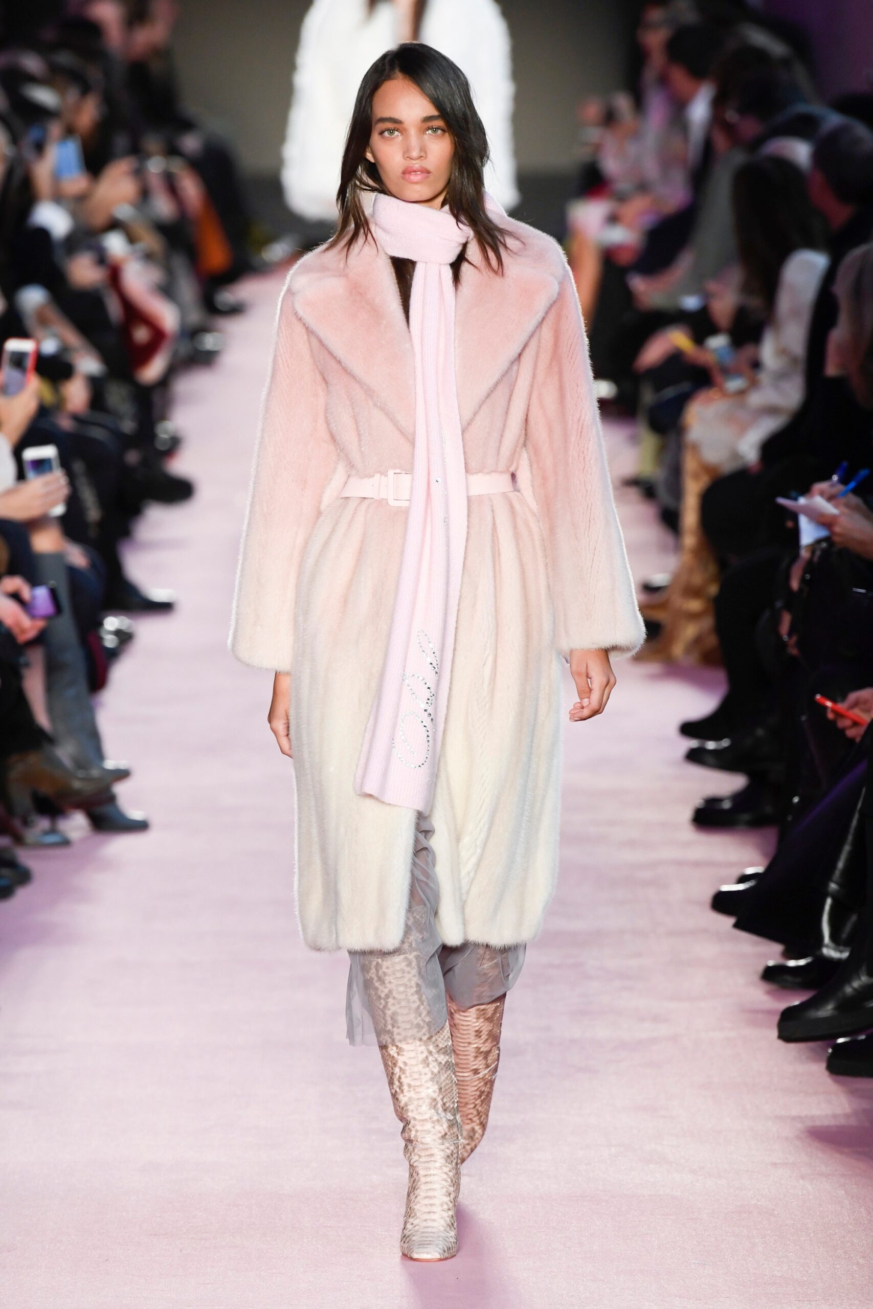 Blumarine F/W 18 Look 202