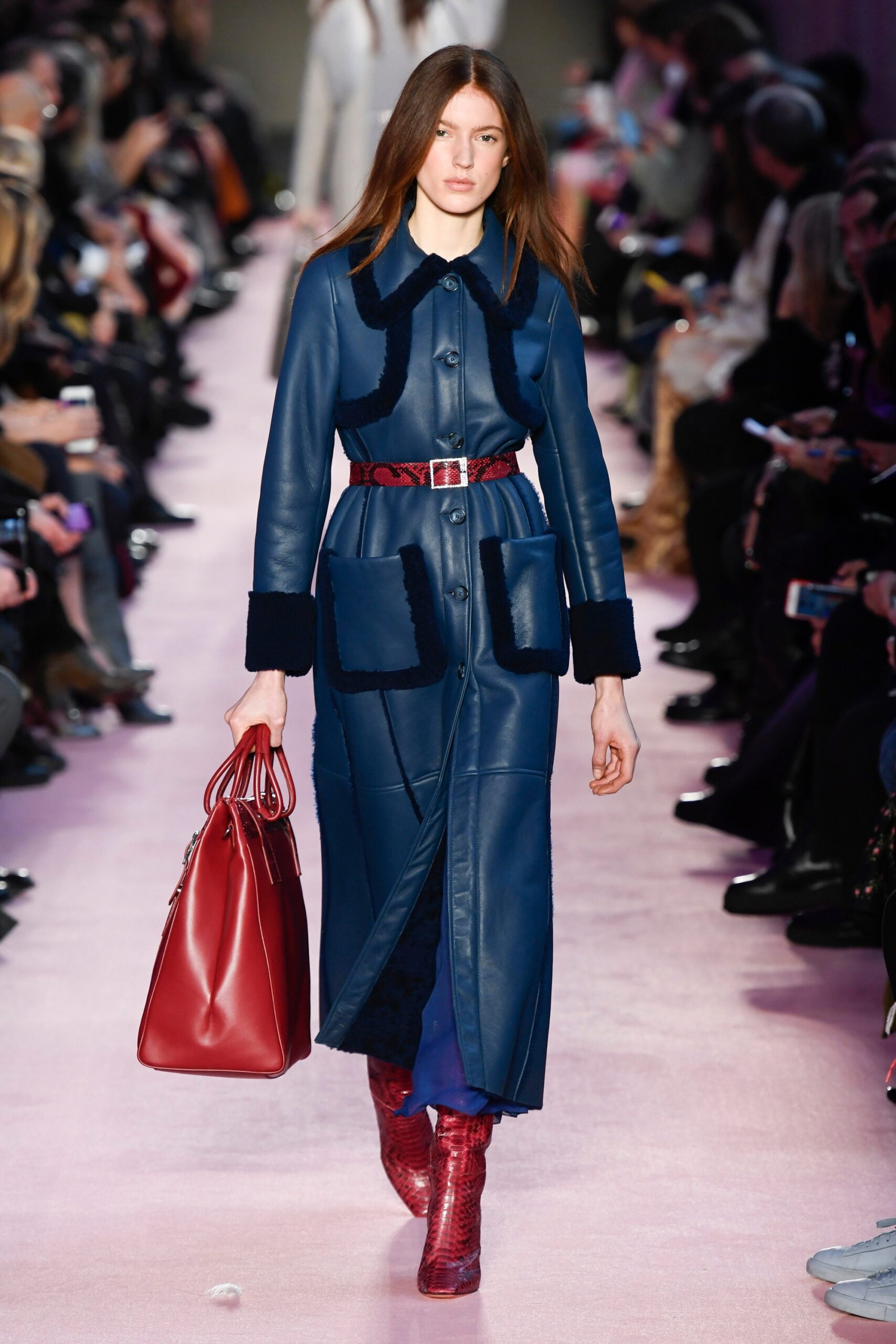 Blumarine F/W 18 Look 220