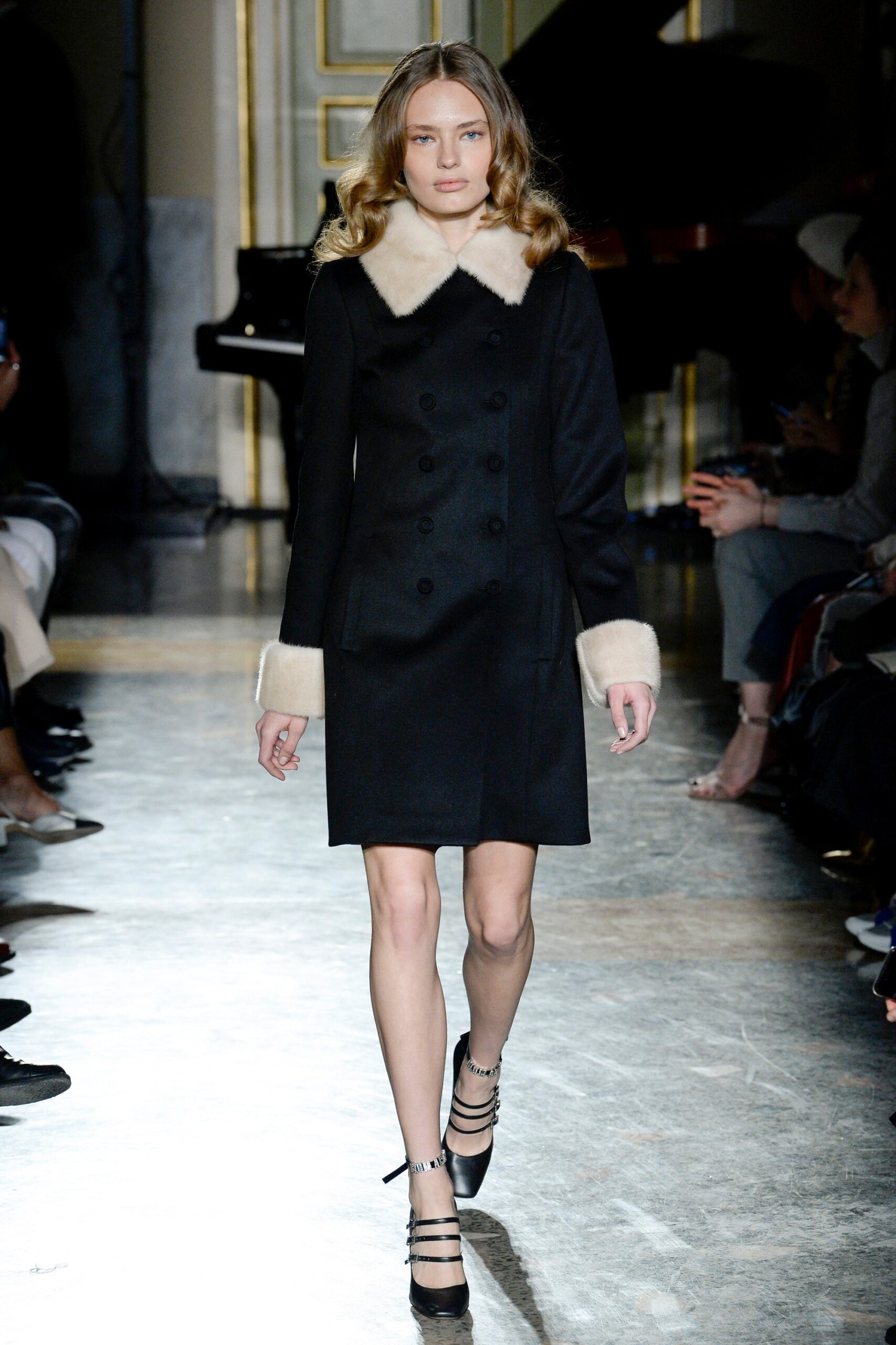 Blumarine F/W 17 Look 213
