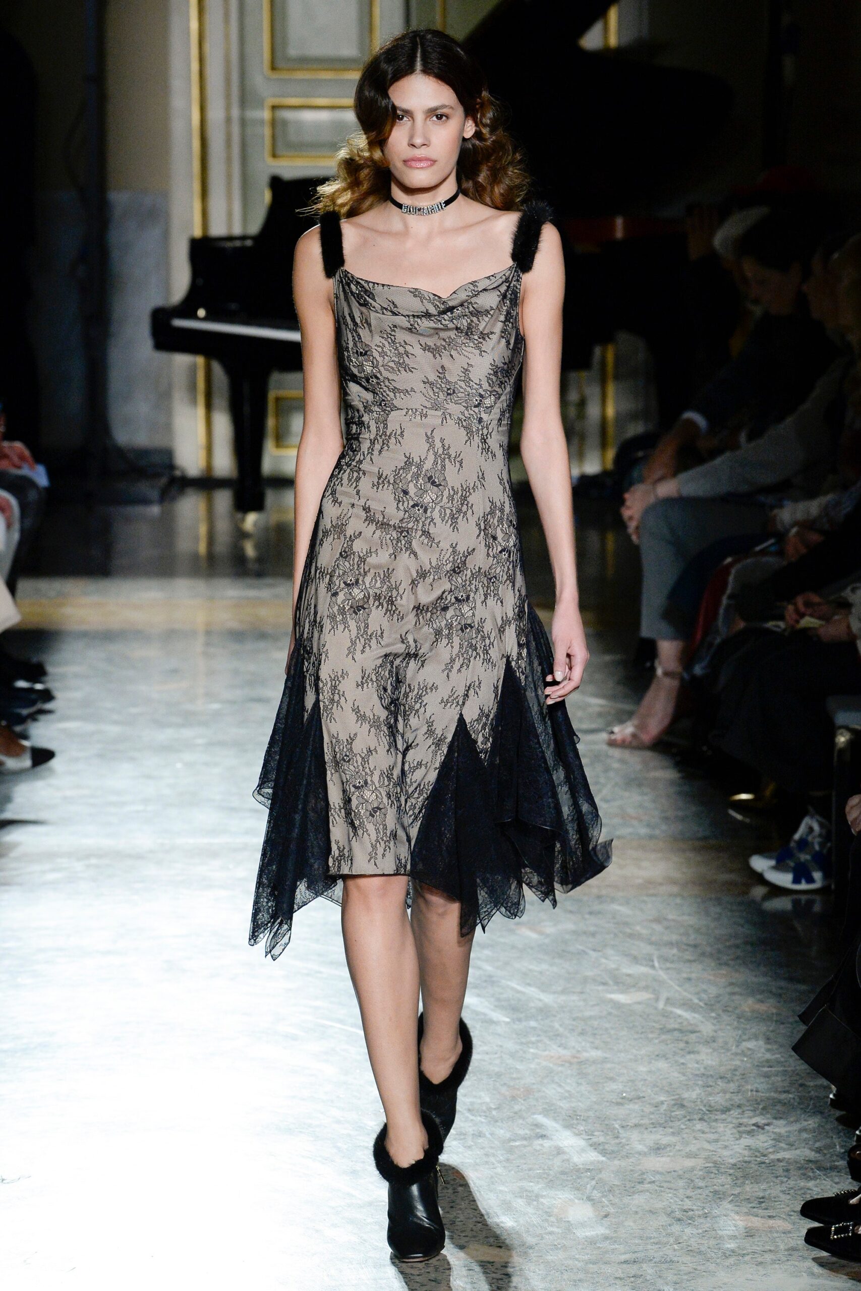 Blumarine F/W 17 Look 340