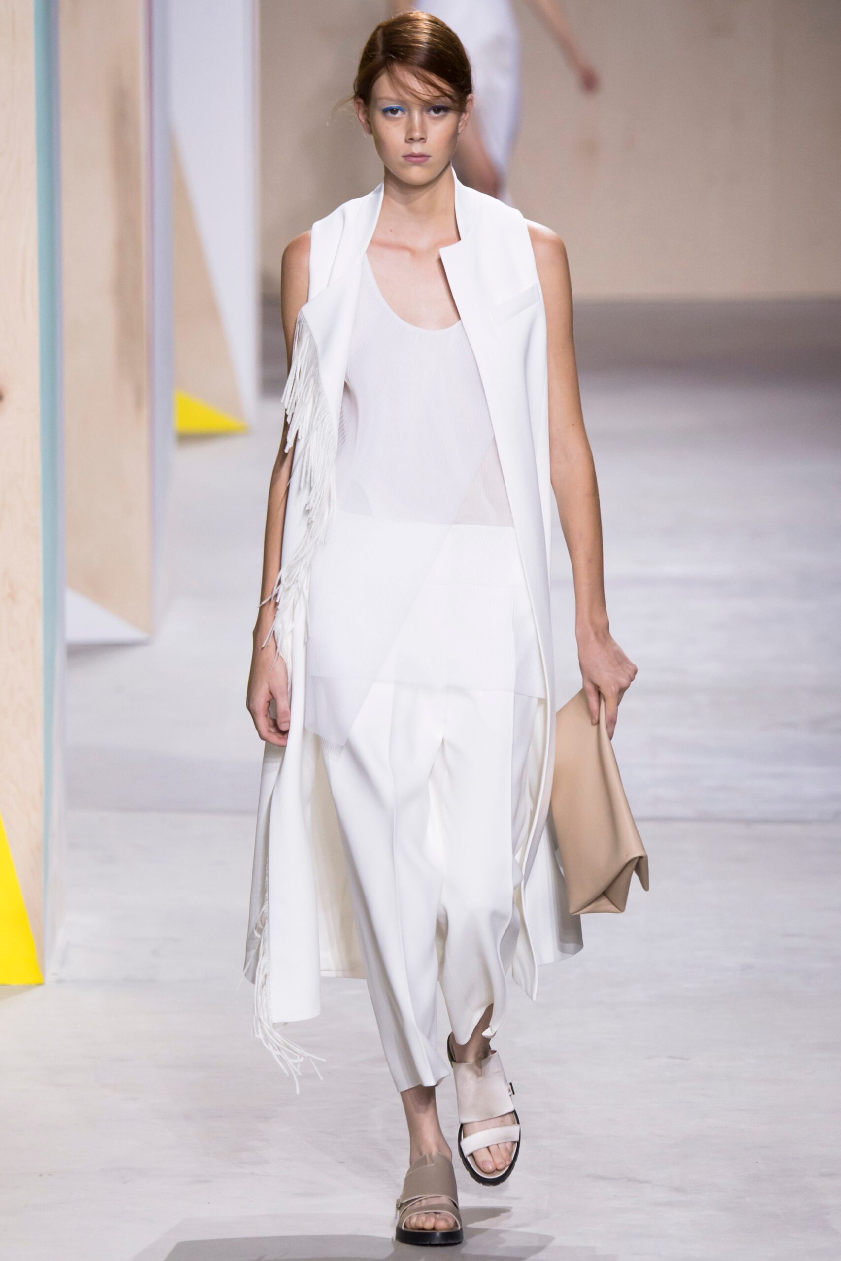 Boss S/S 16 Look 4