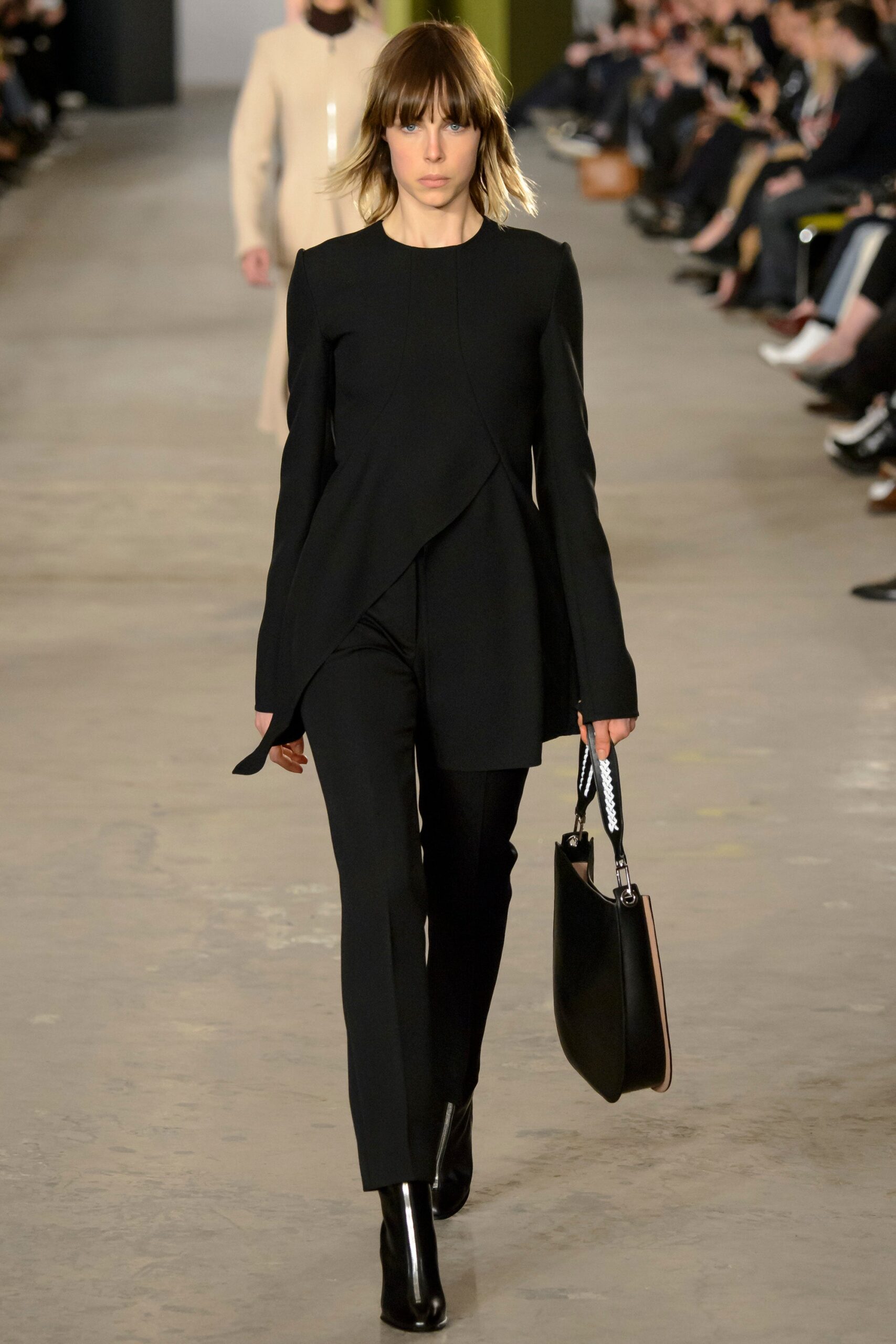 Boss F/W 16 Look 31