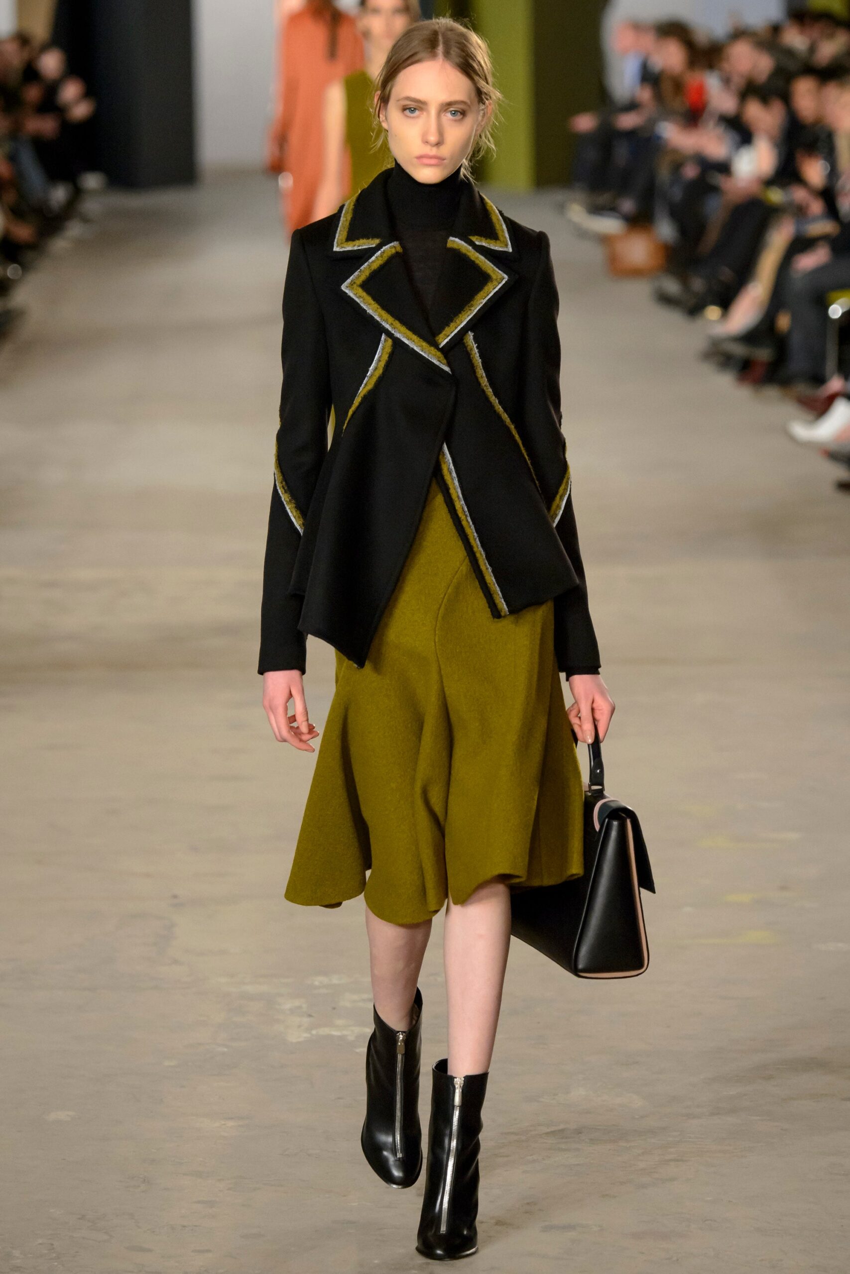 Boss F/W 16 Look 120