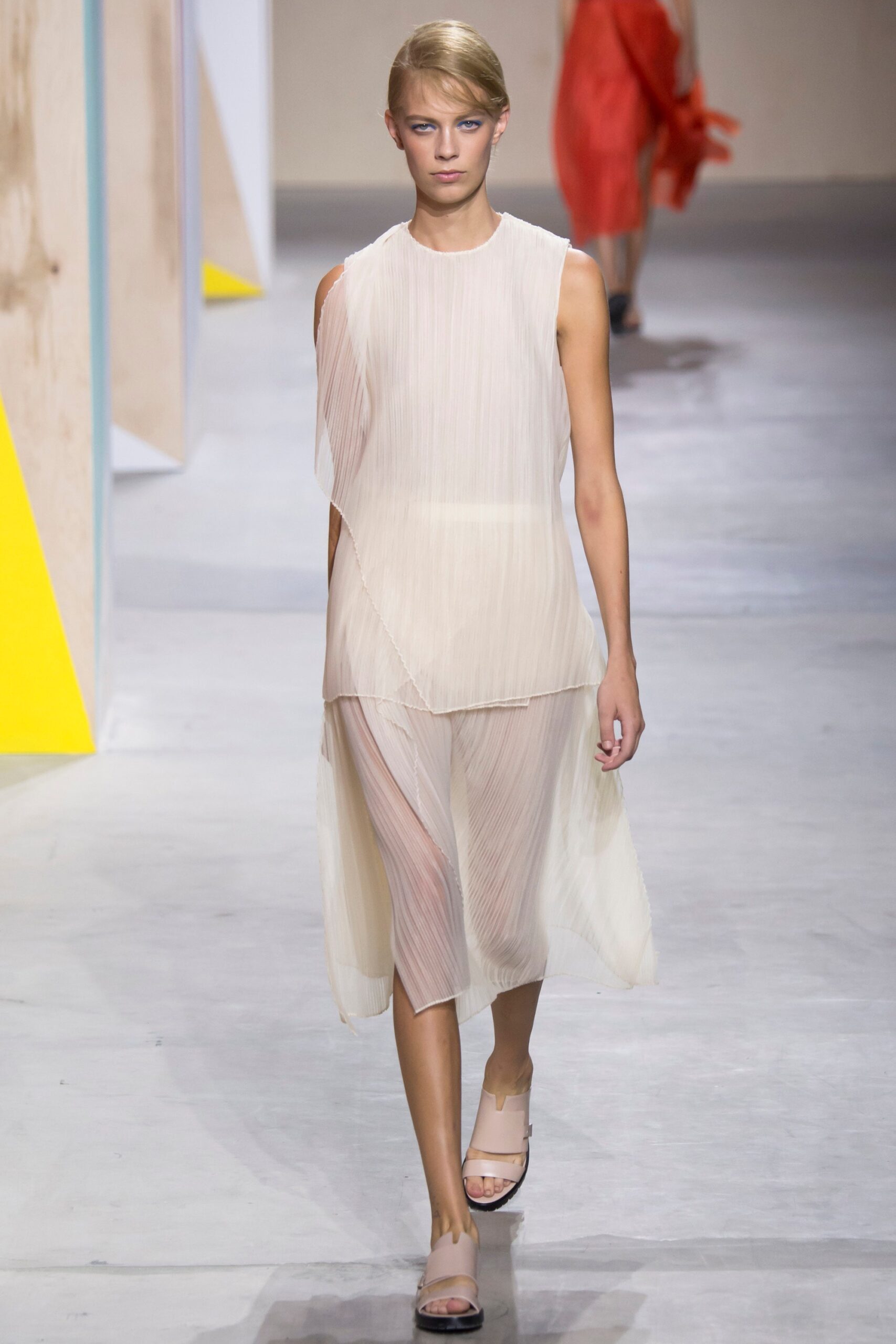 Boss S/S 16 Look 139
