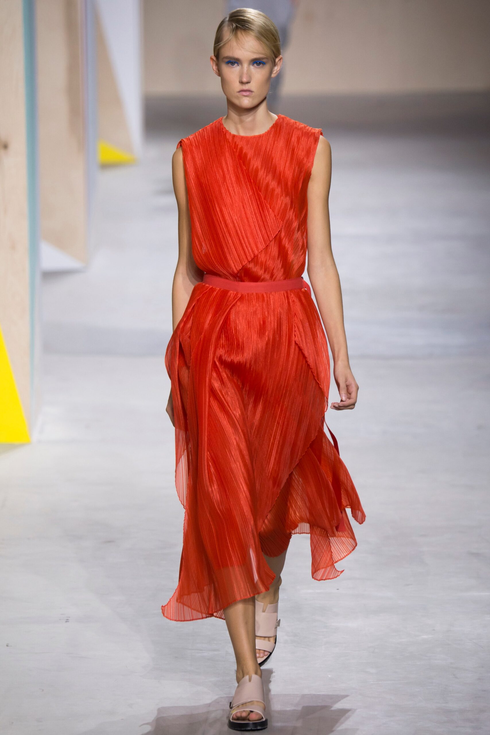 Boss S/S 16 Look 209