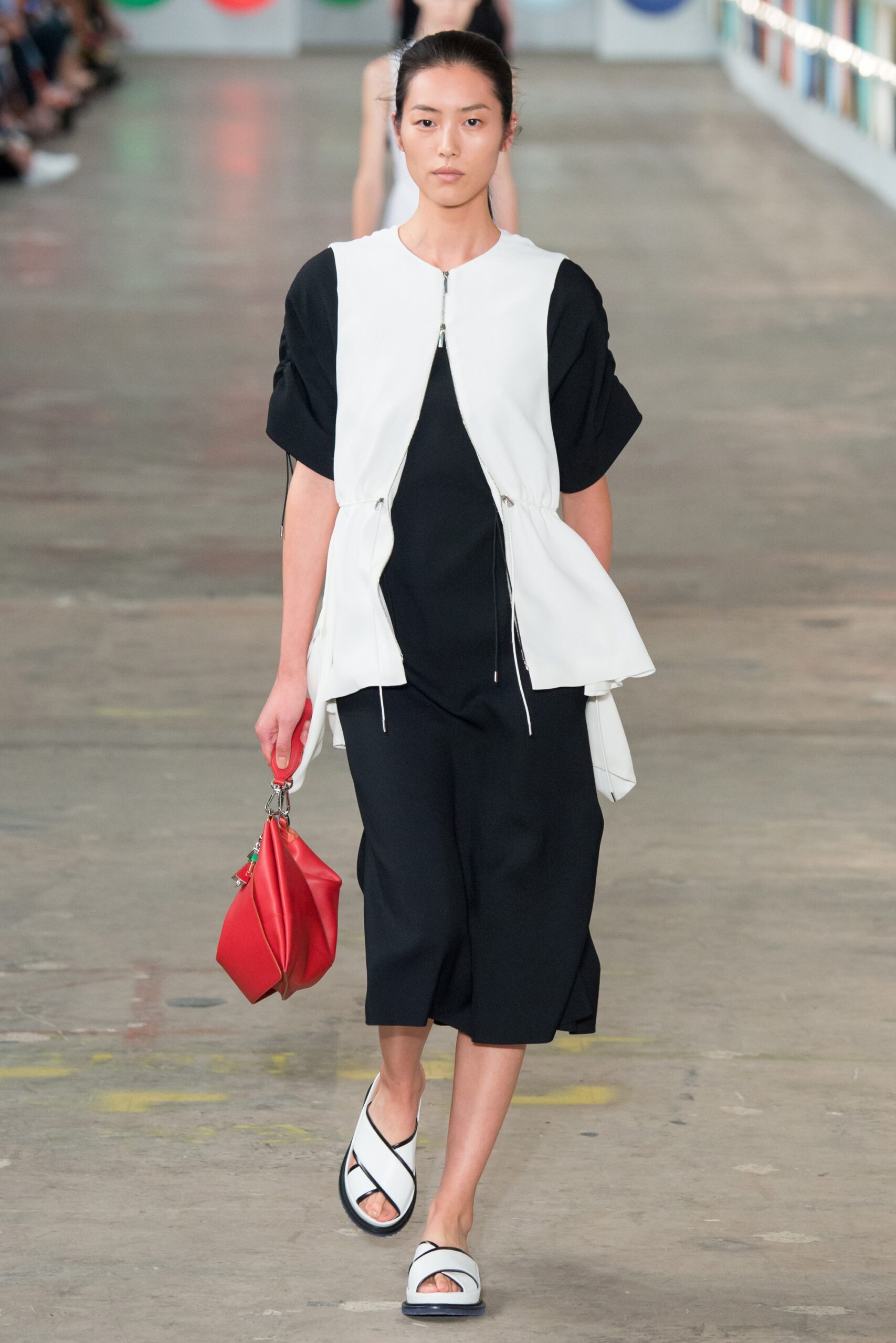 Boss S/S 17 Look 266