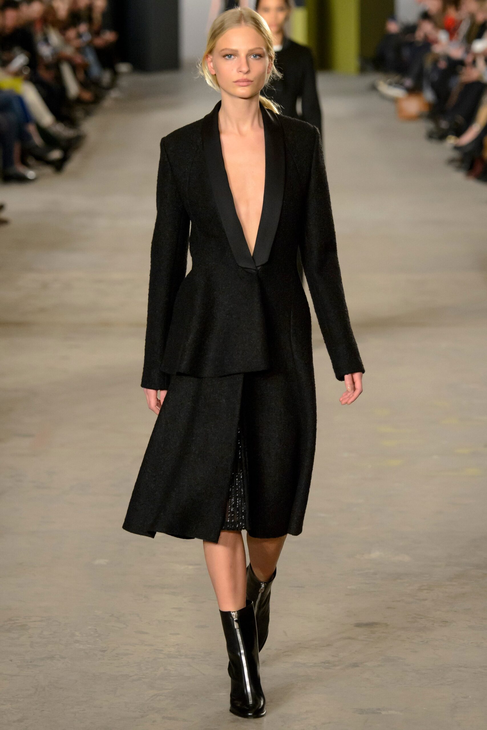 Boss F/W 16 Look 285