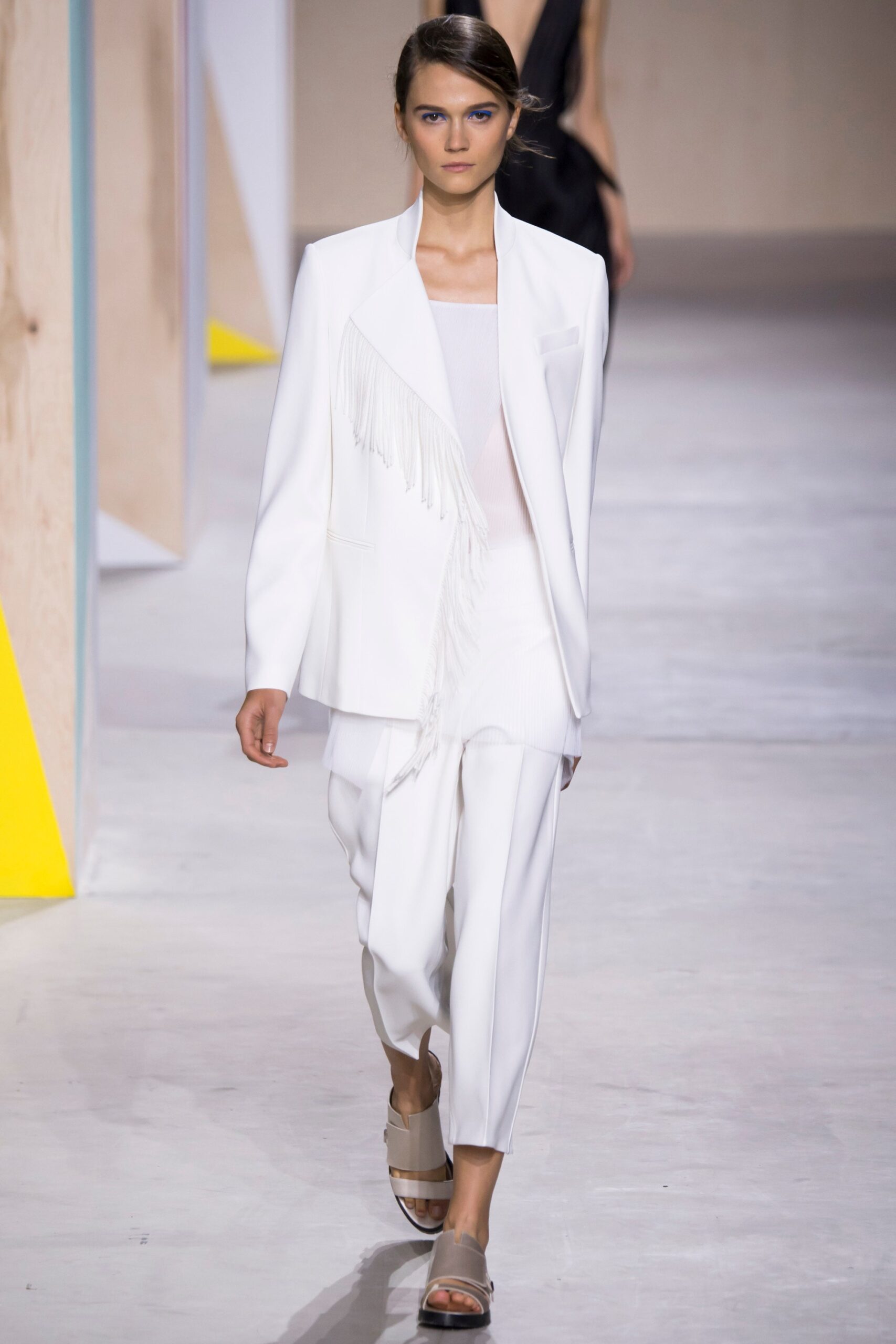 Boss S/S 16 Look 325