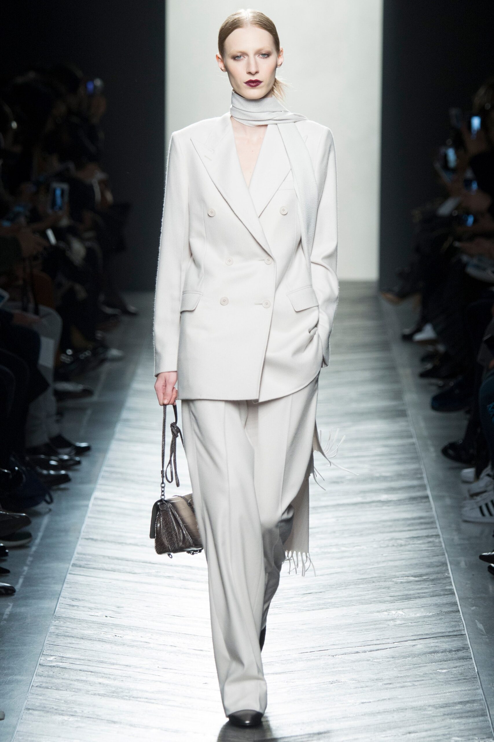 Bottega Veneta F/W 16 Look 23