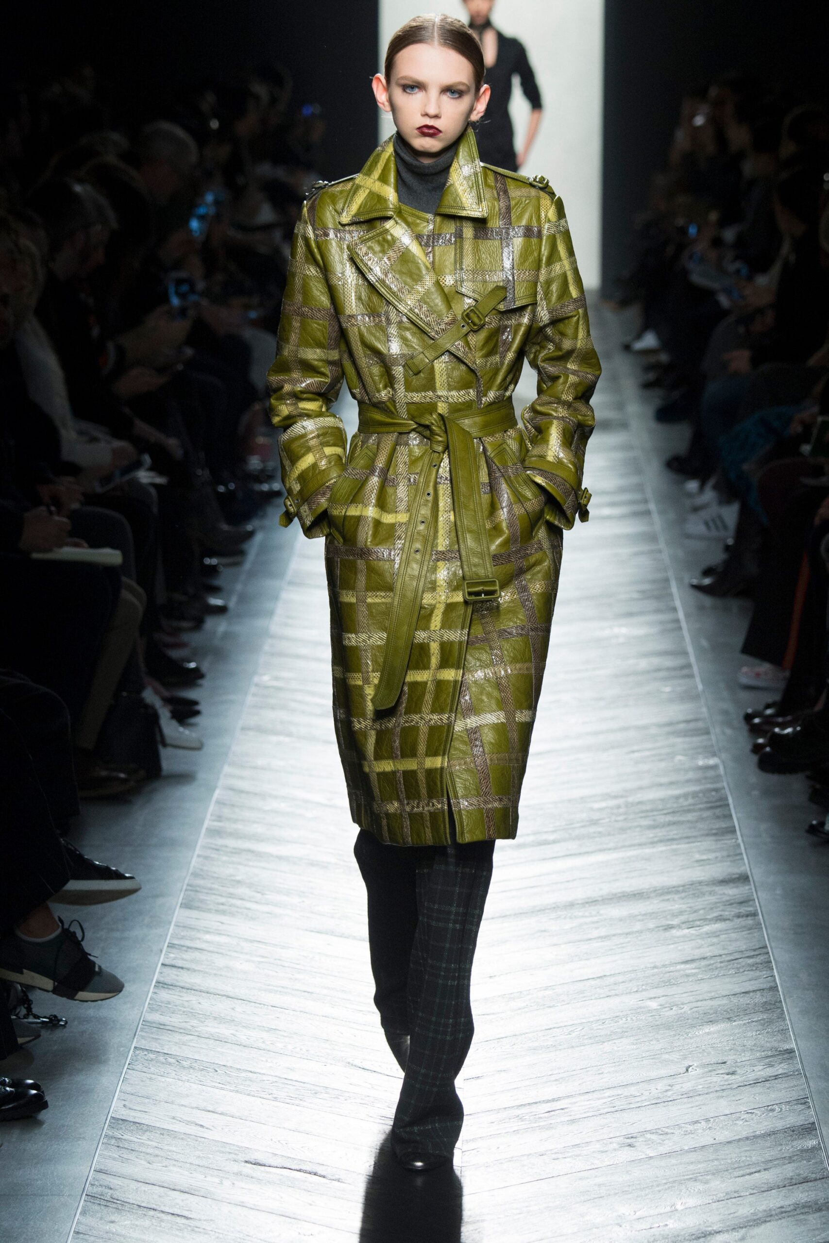 Bottega Veneta F/W 16 Look 87