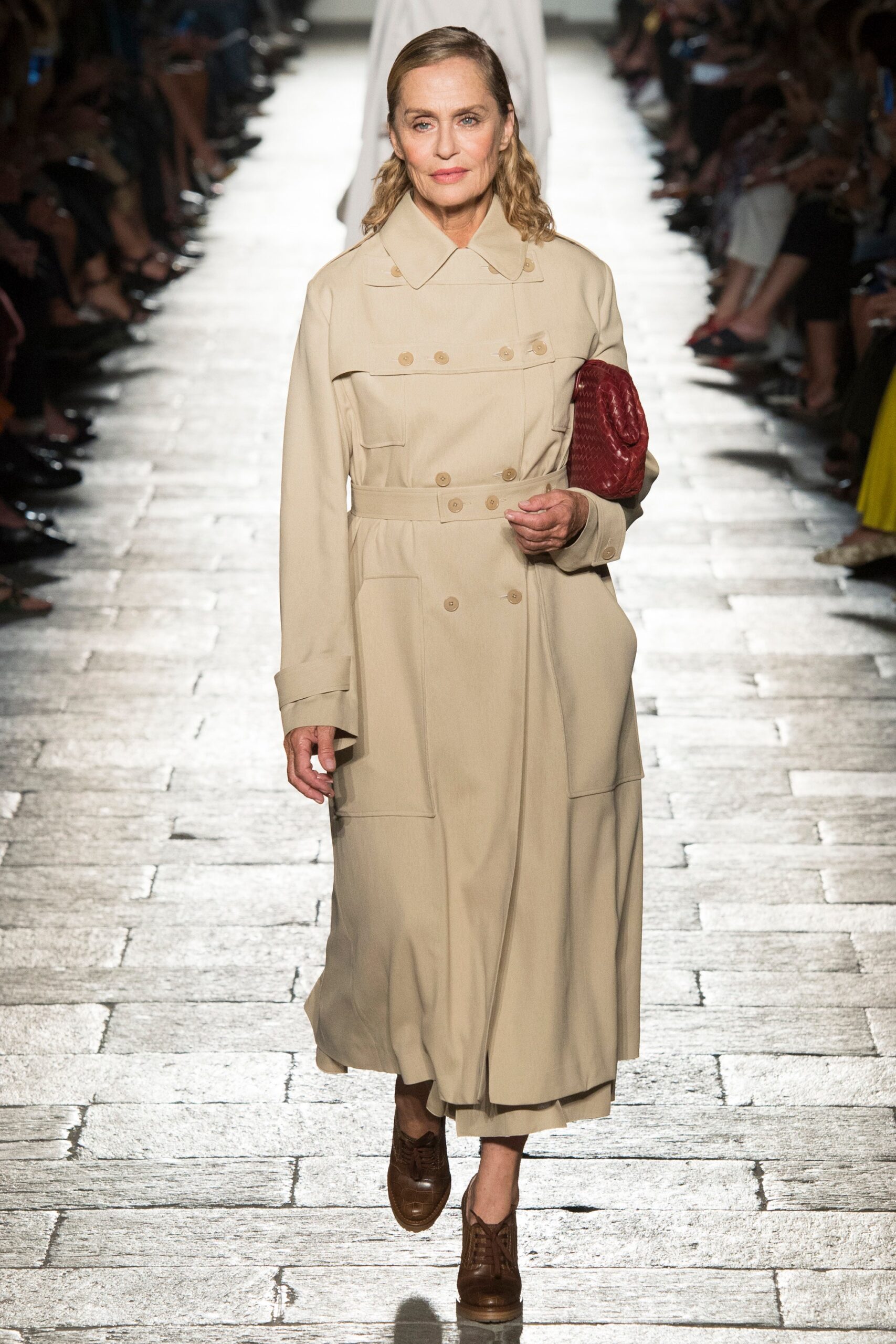 Bottega Veneta S/S 17 Look 388