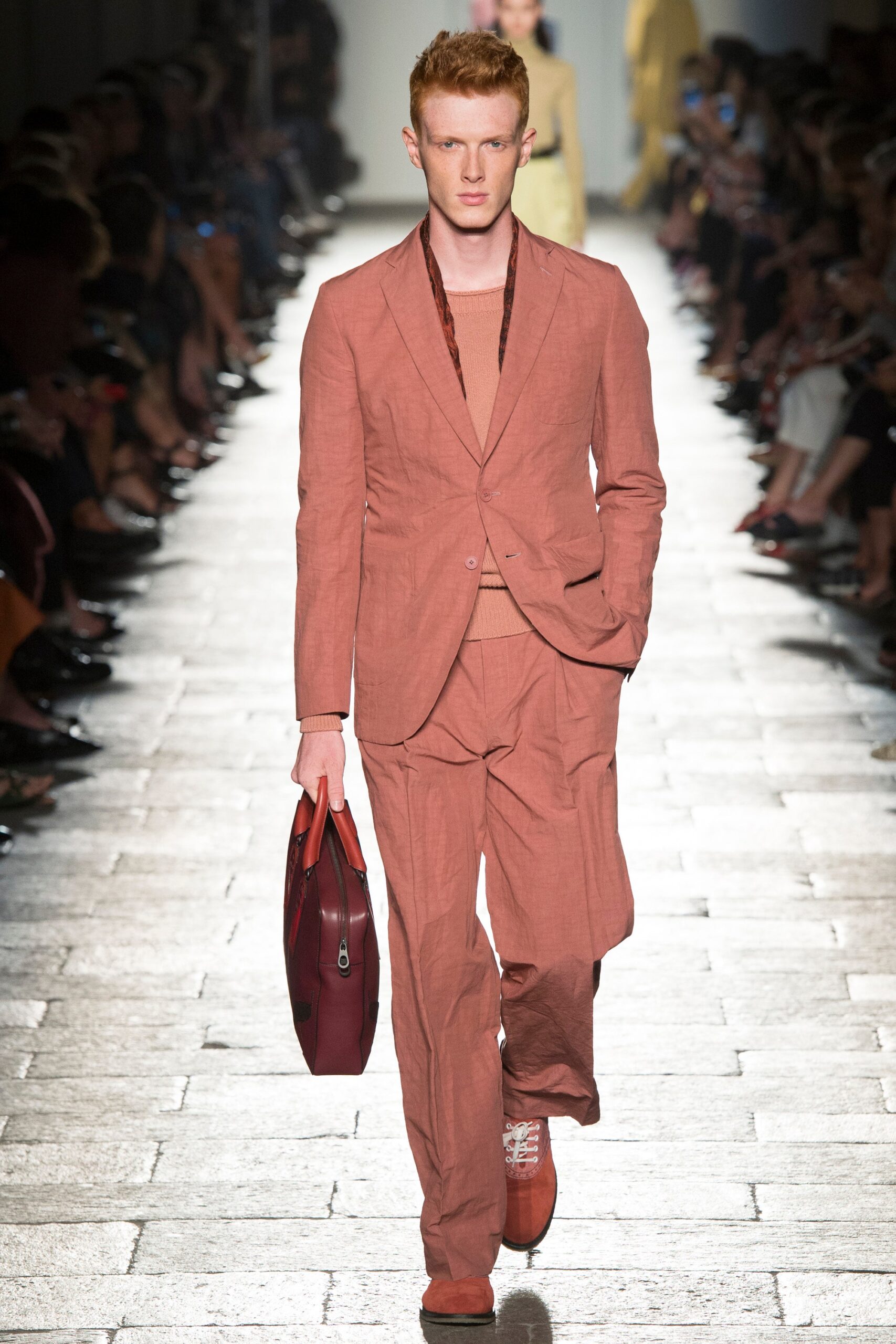 Bottega Veneta S/S 17 Look 700
