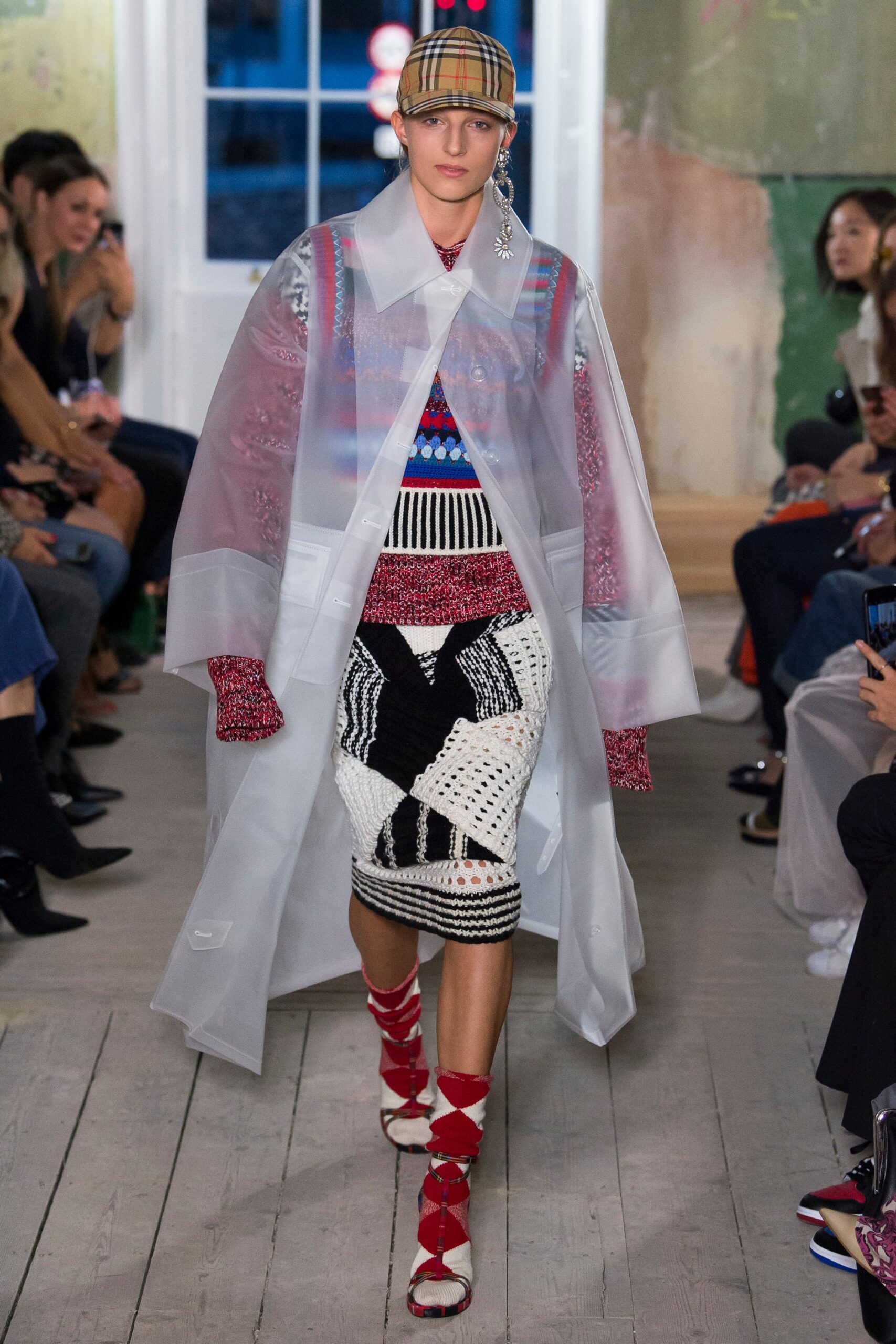 Burberry F/W 17 Look 4