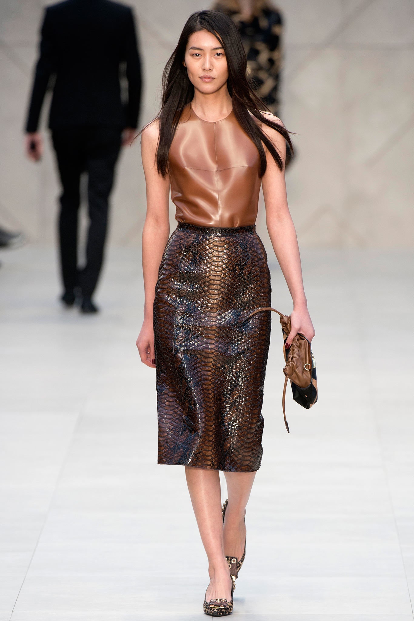 Burberry F/W 13 Look 54
