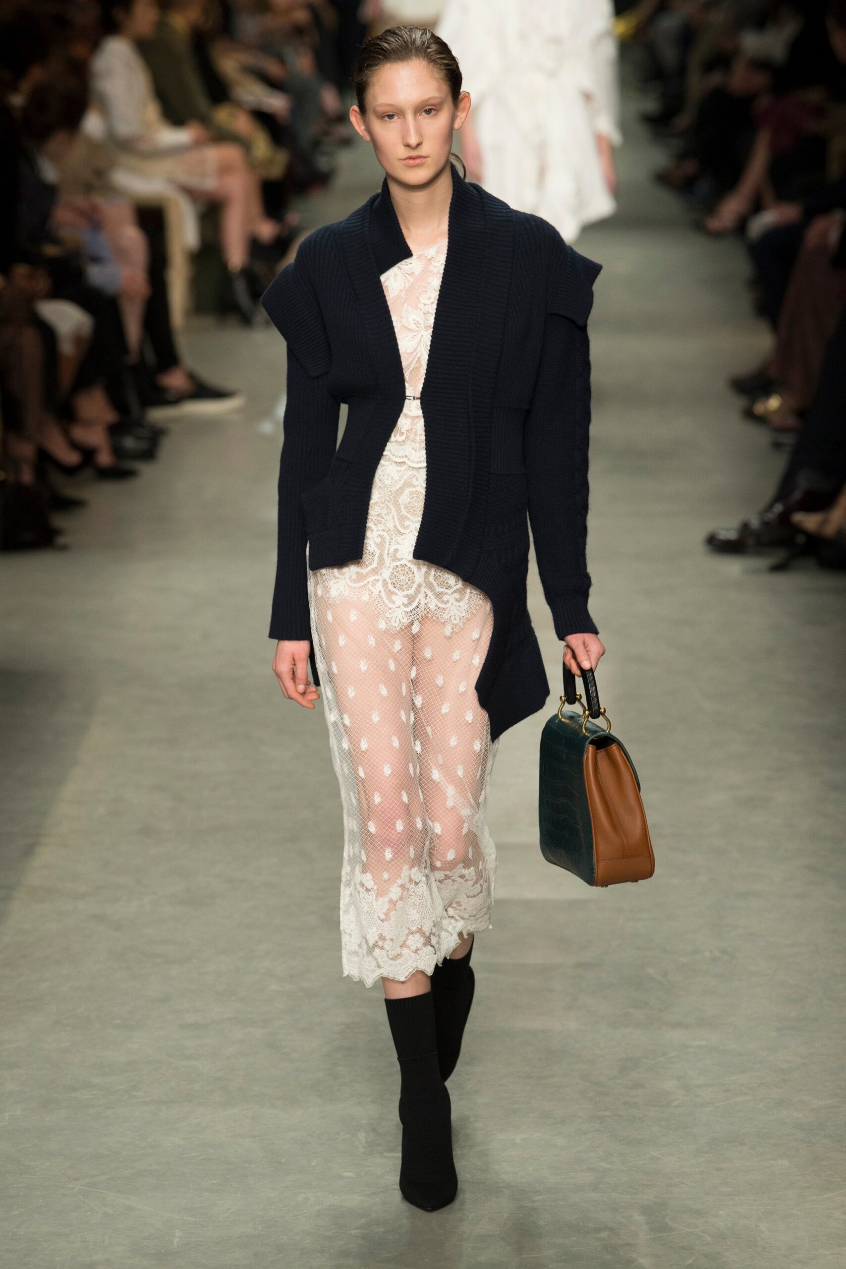 Burberry S/S 17 Look 102