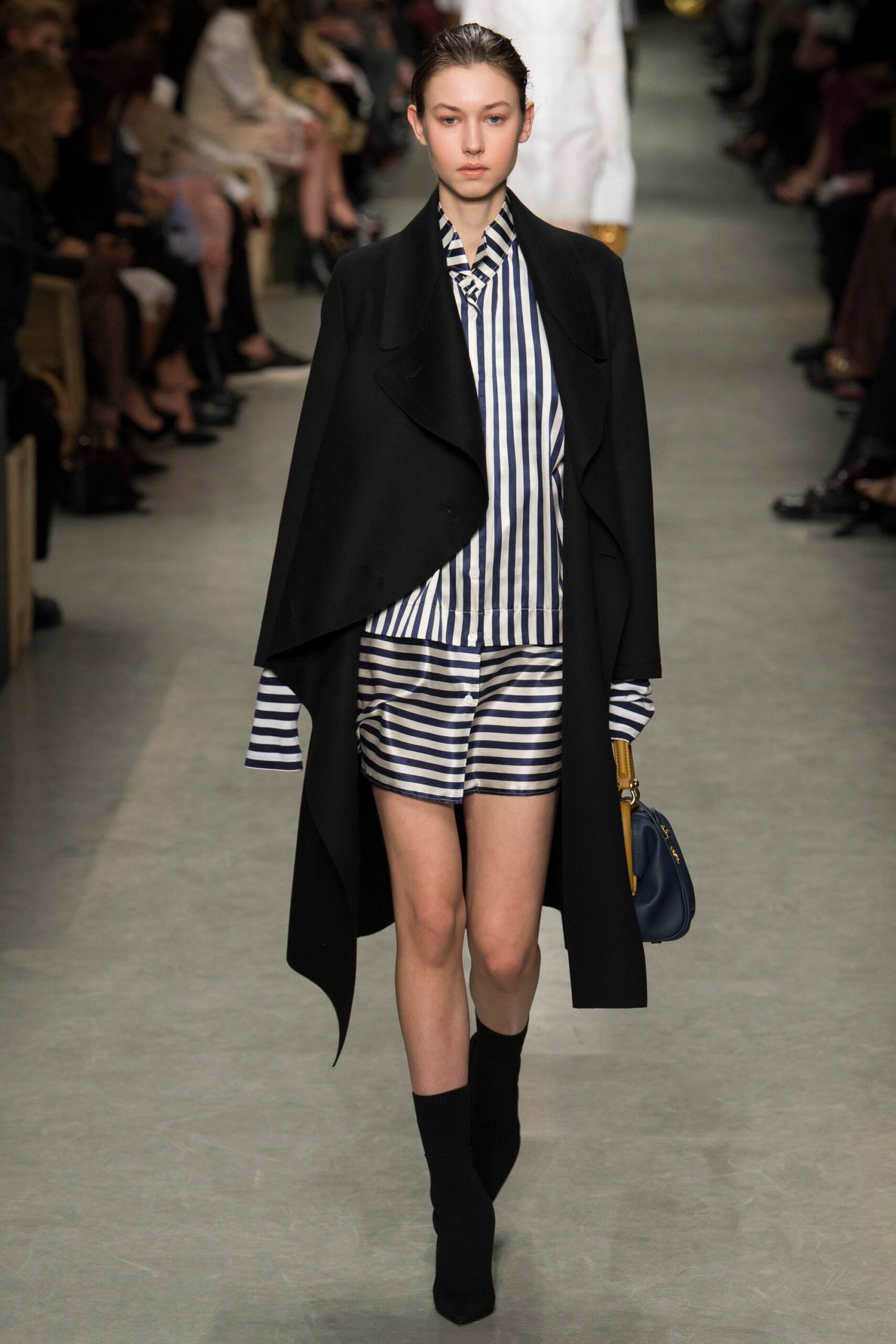 Burberry S/S 17 Look 141