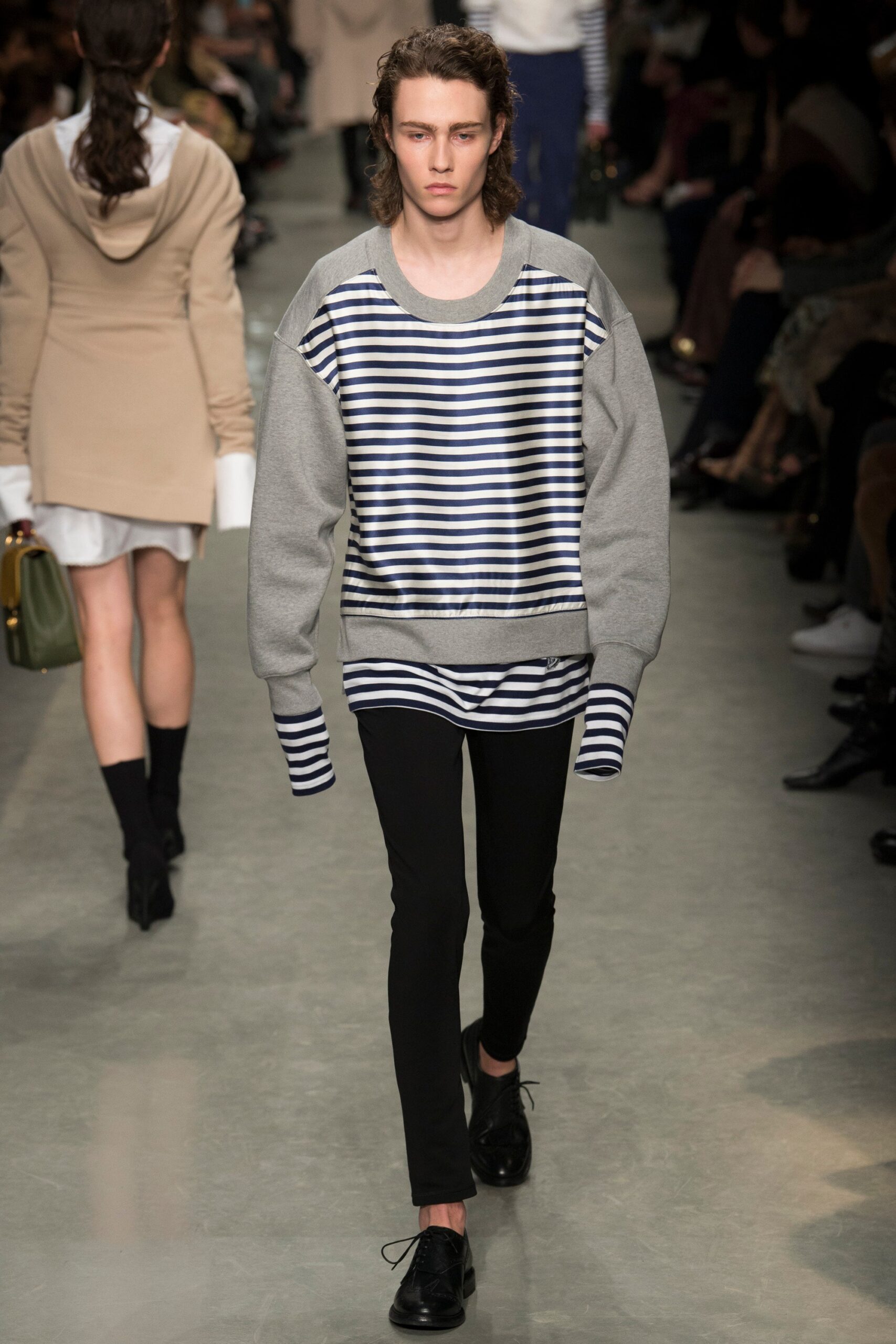 Burberry S/S 17 Look 172
