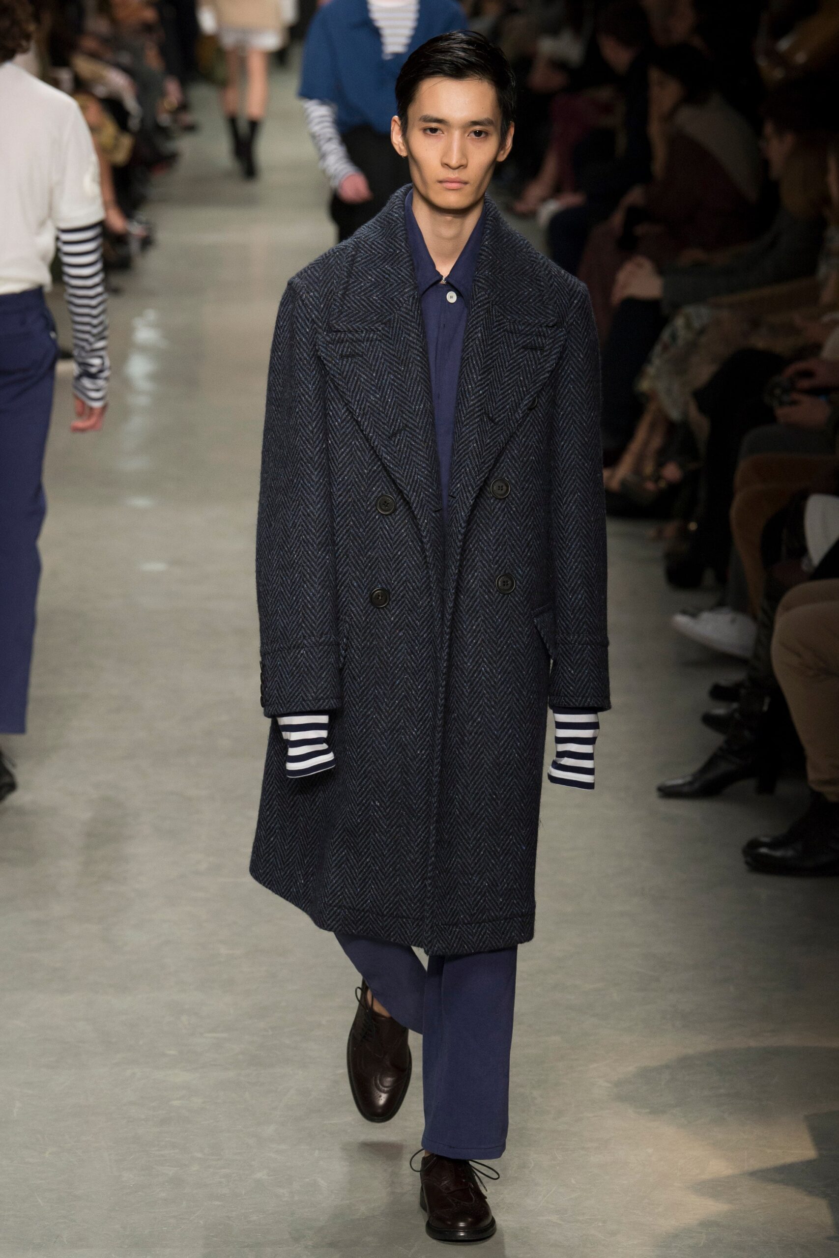 Burberry S/S 17 Look 223