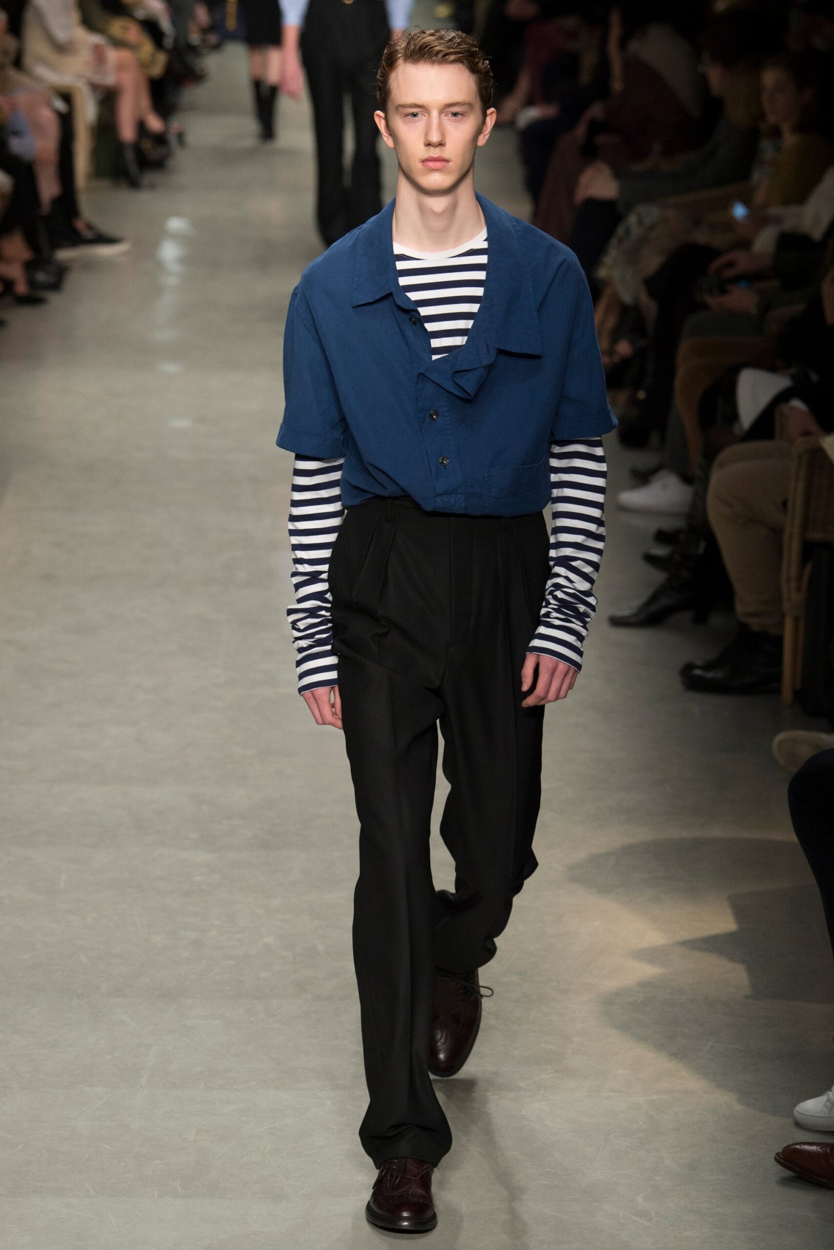 Burberry S/S 17 Look 237