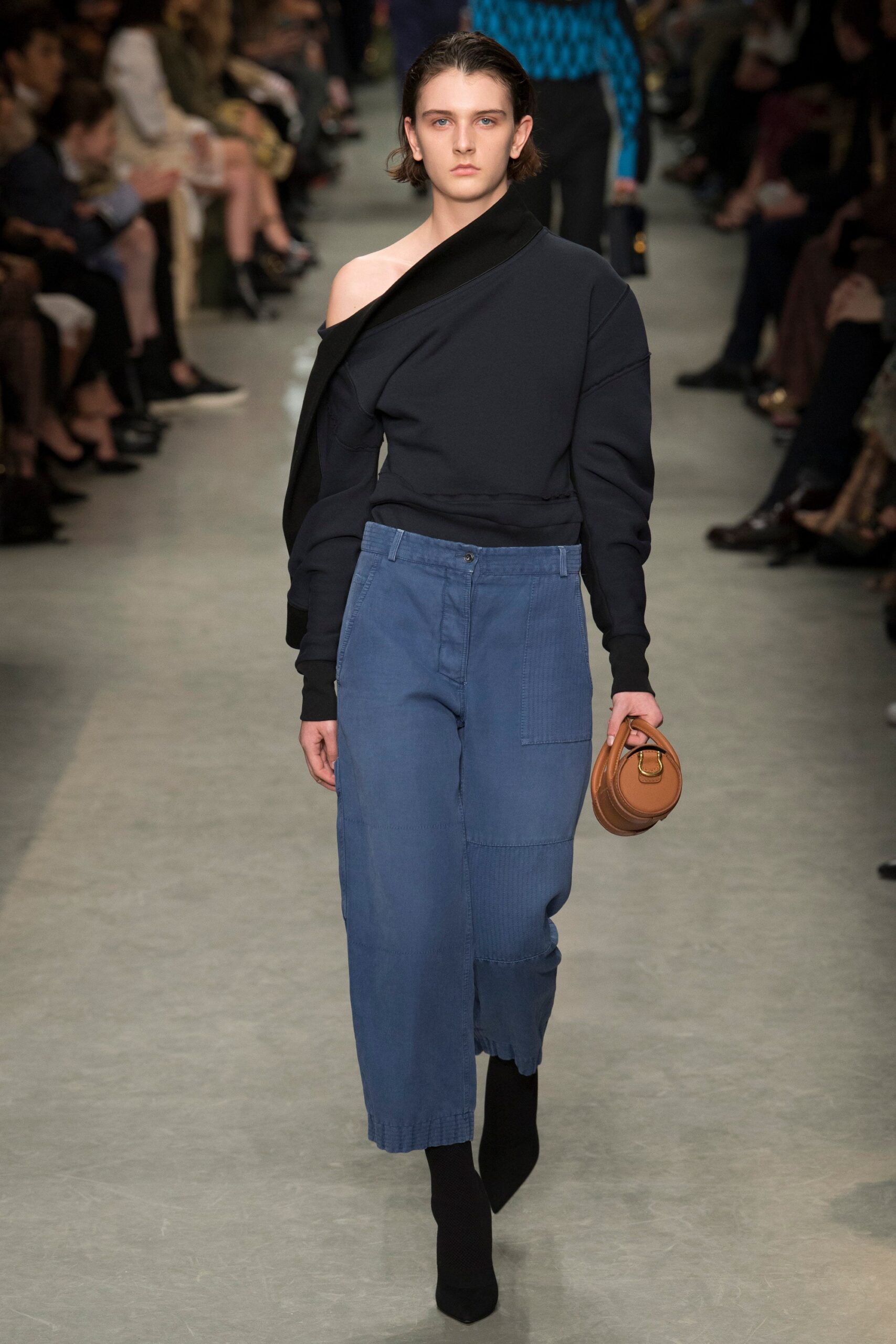 Burberry S/S 17 Look 301