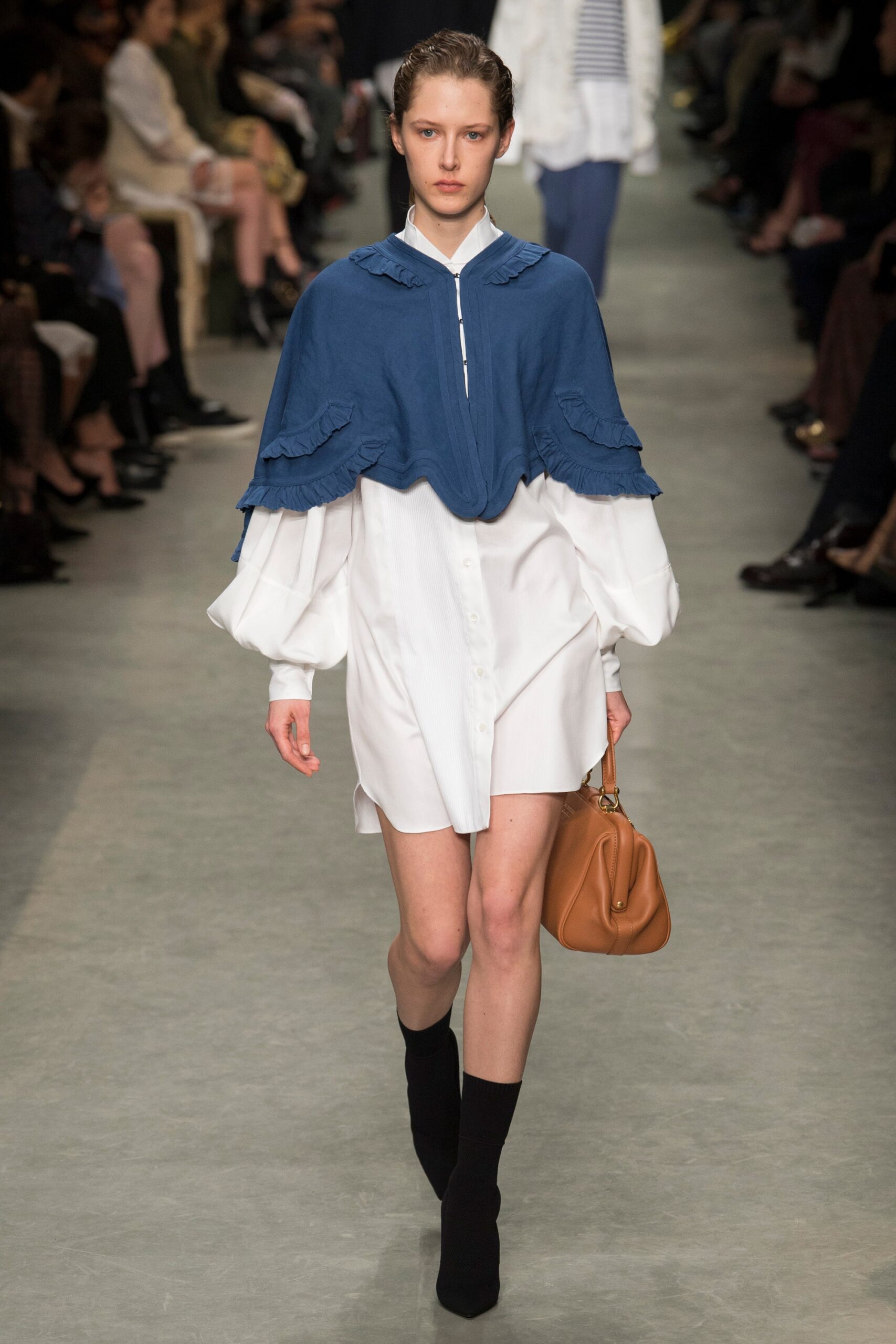 Burberry S/S 17 Look 331