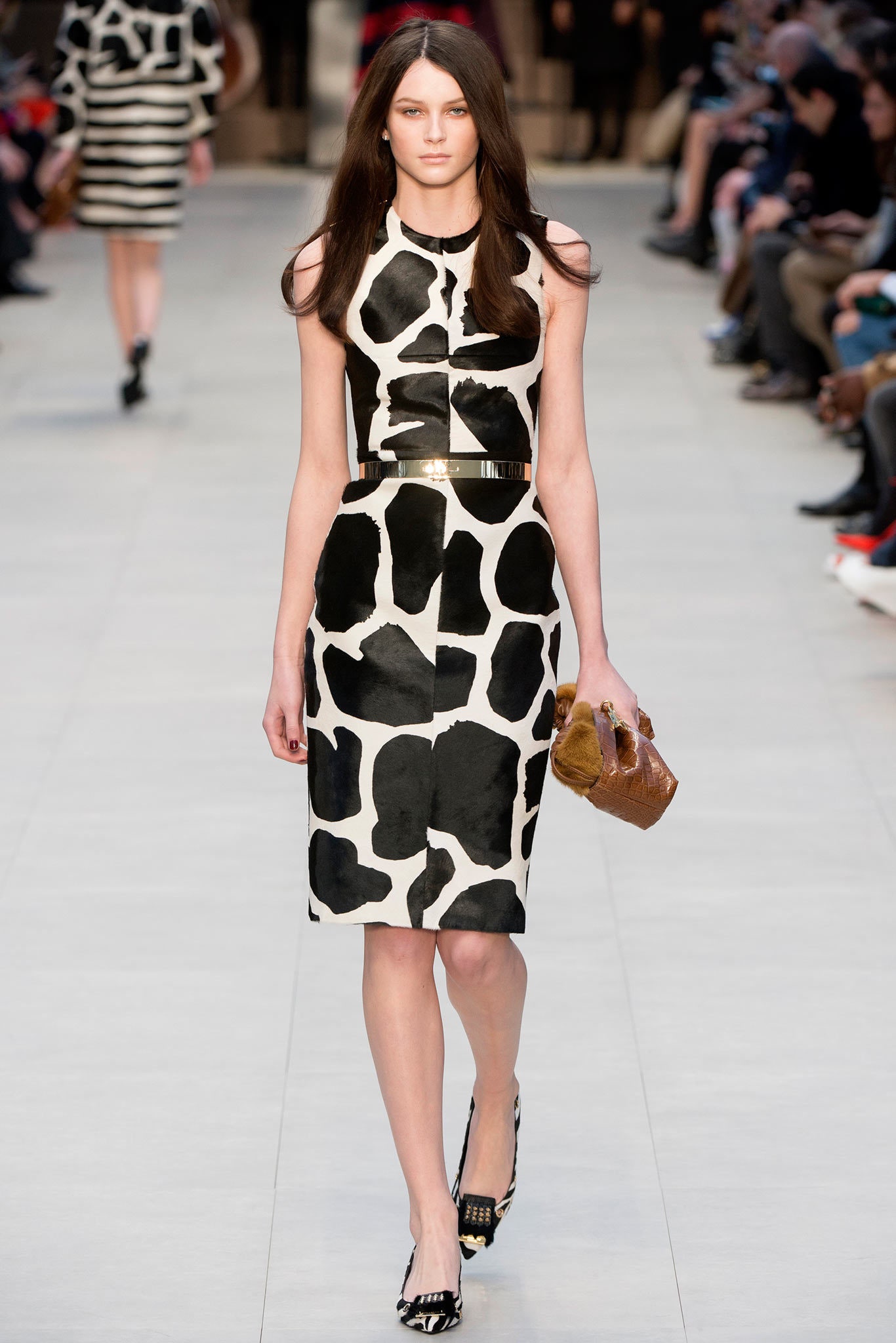 Burberry F/W 13 Look 209