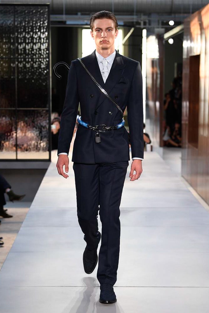 Burberry S/S 19 Menswear Look 411
