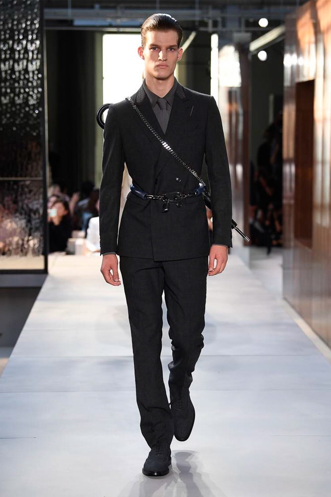 Burberry S/S 19 Menswear Look 417
