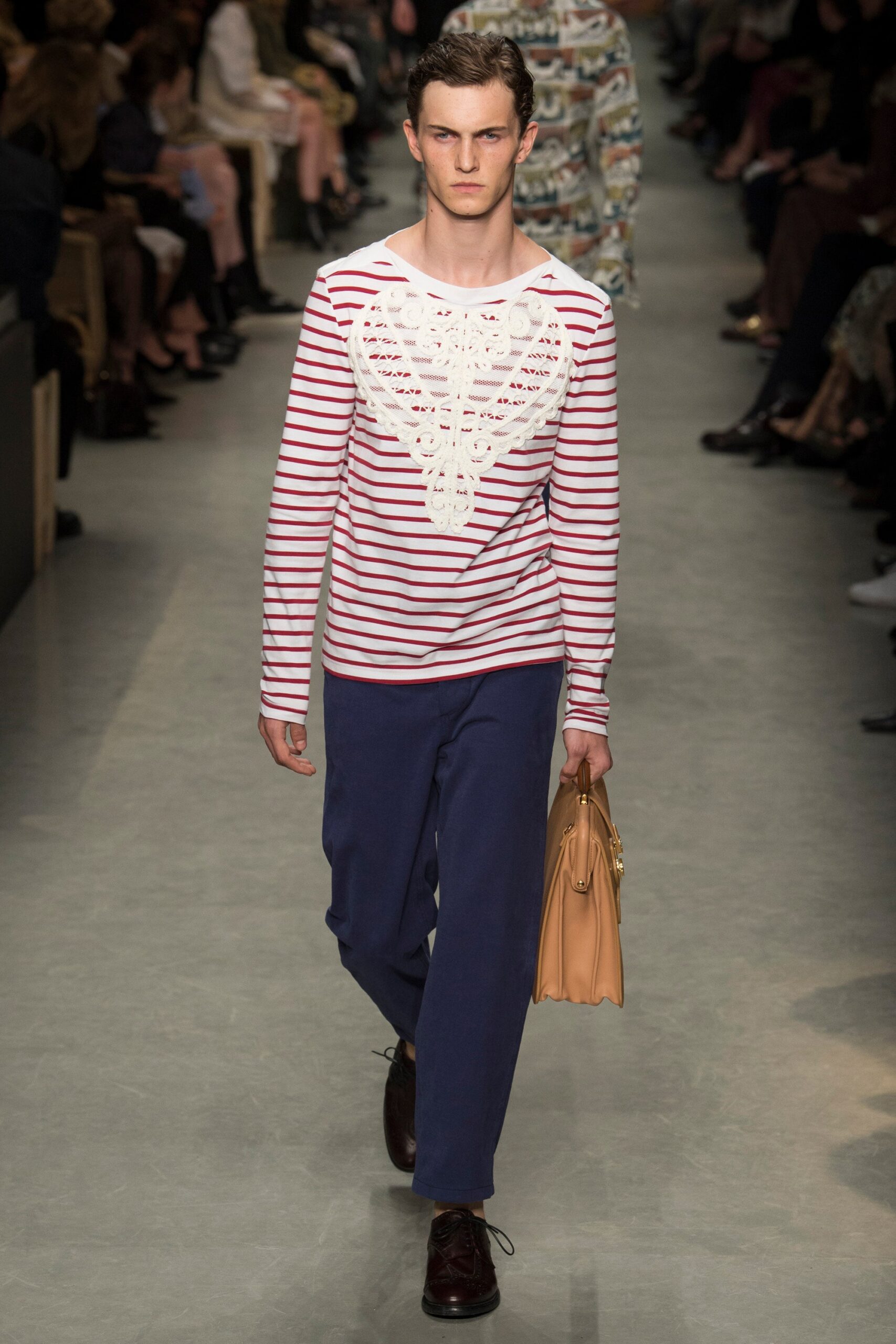 Burberry S/S 17 Look 427