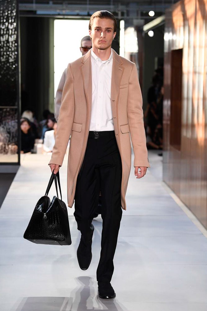 Burberry S/S 19 Menswear Look 460