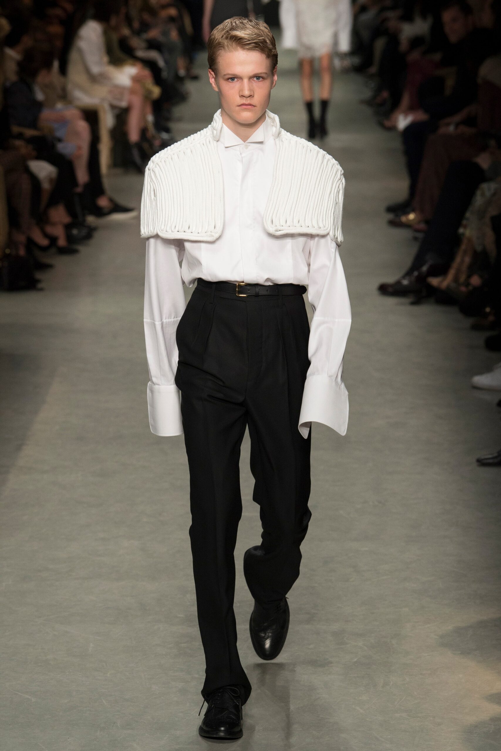 Burberry S/S 17 Look 706