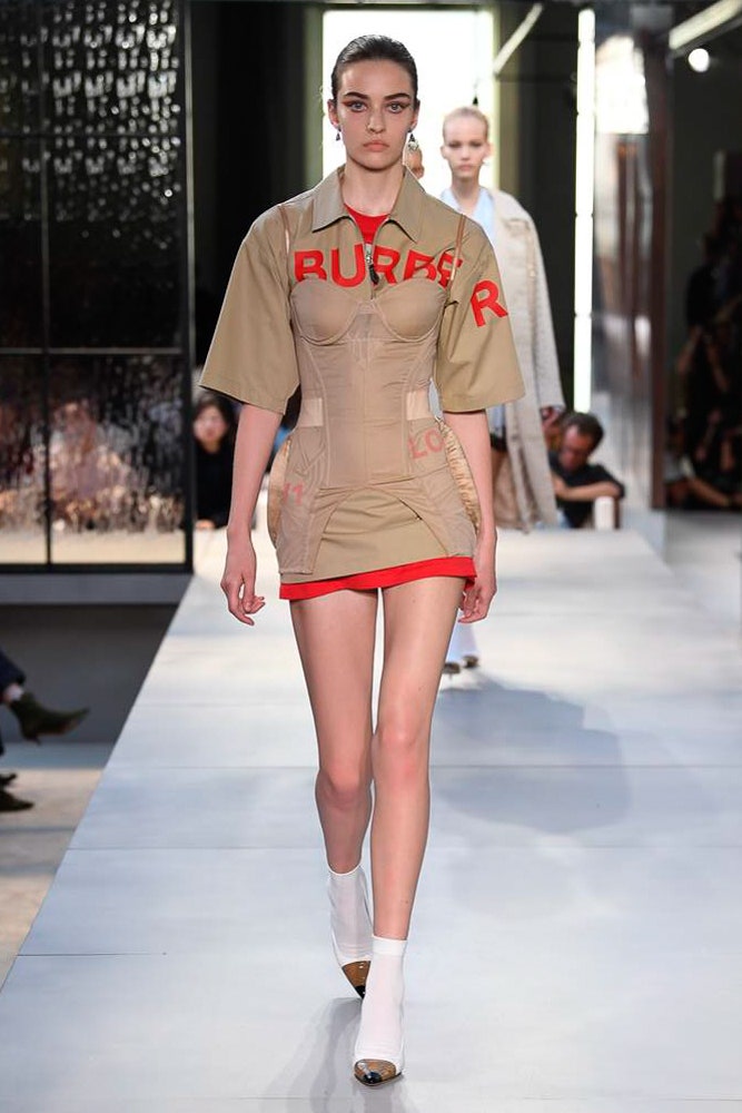 Burberry S/S 19 Menswear Look 555