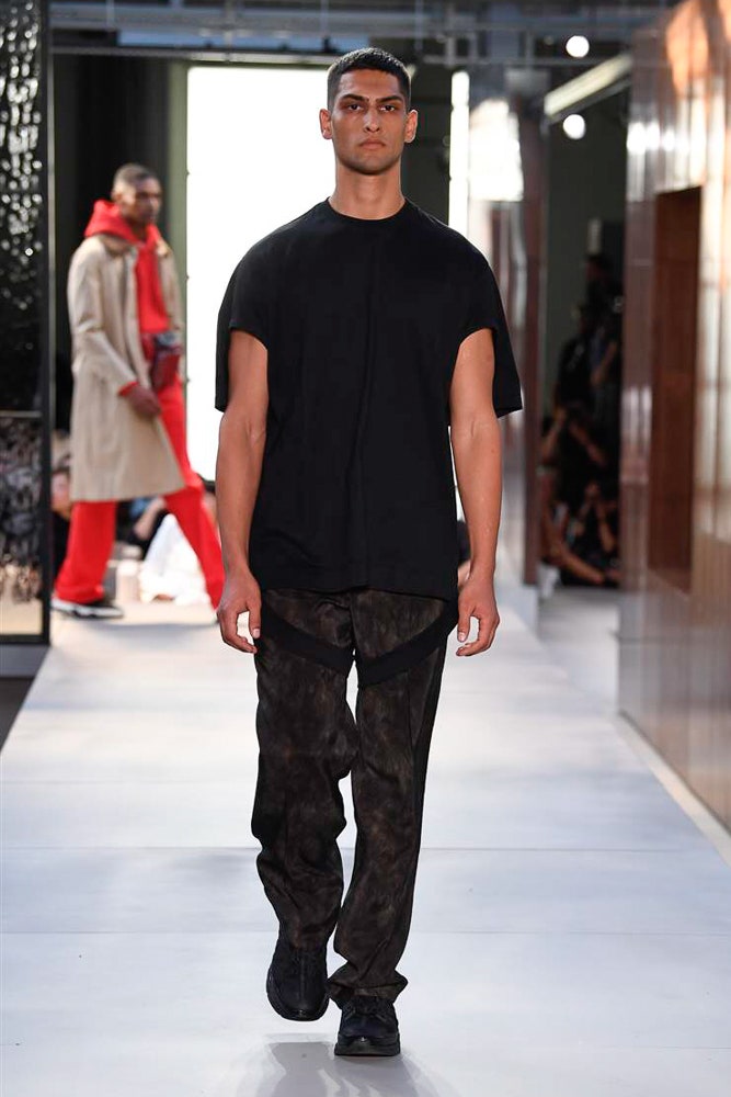 Burberry S/S 19 Menswear Look 627