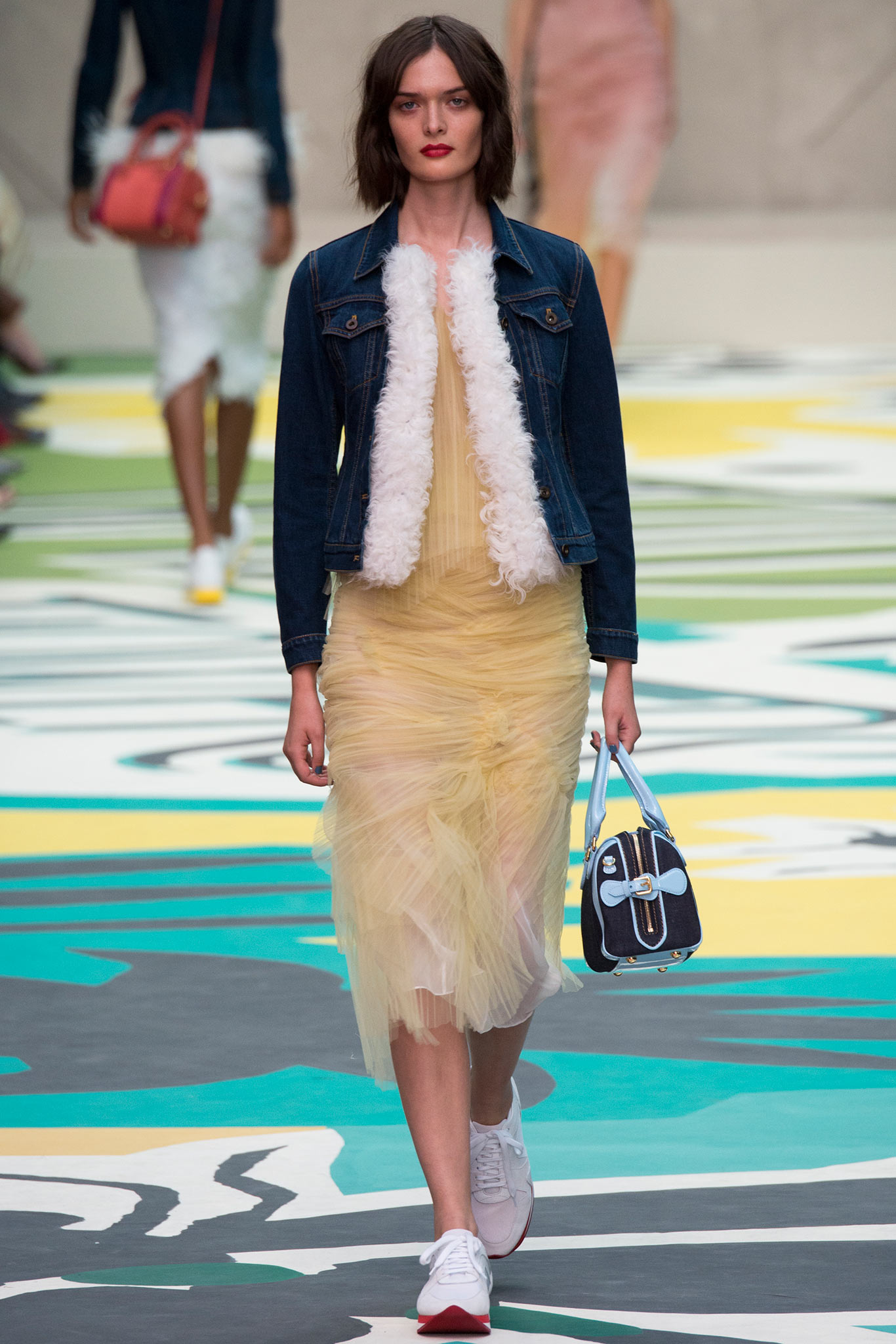 Burberry S/S 15 Look 31