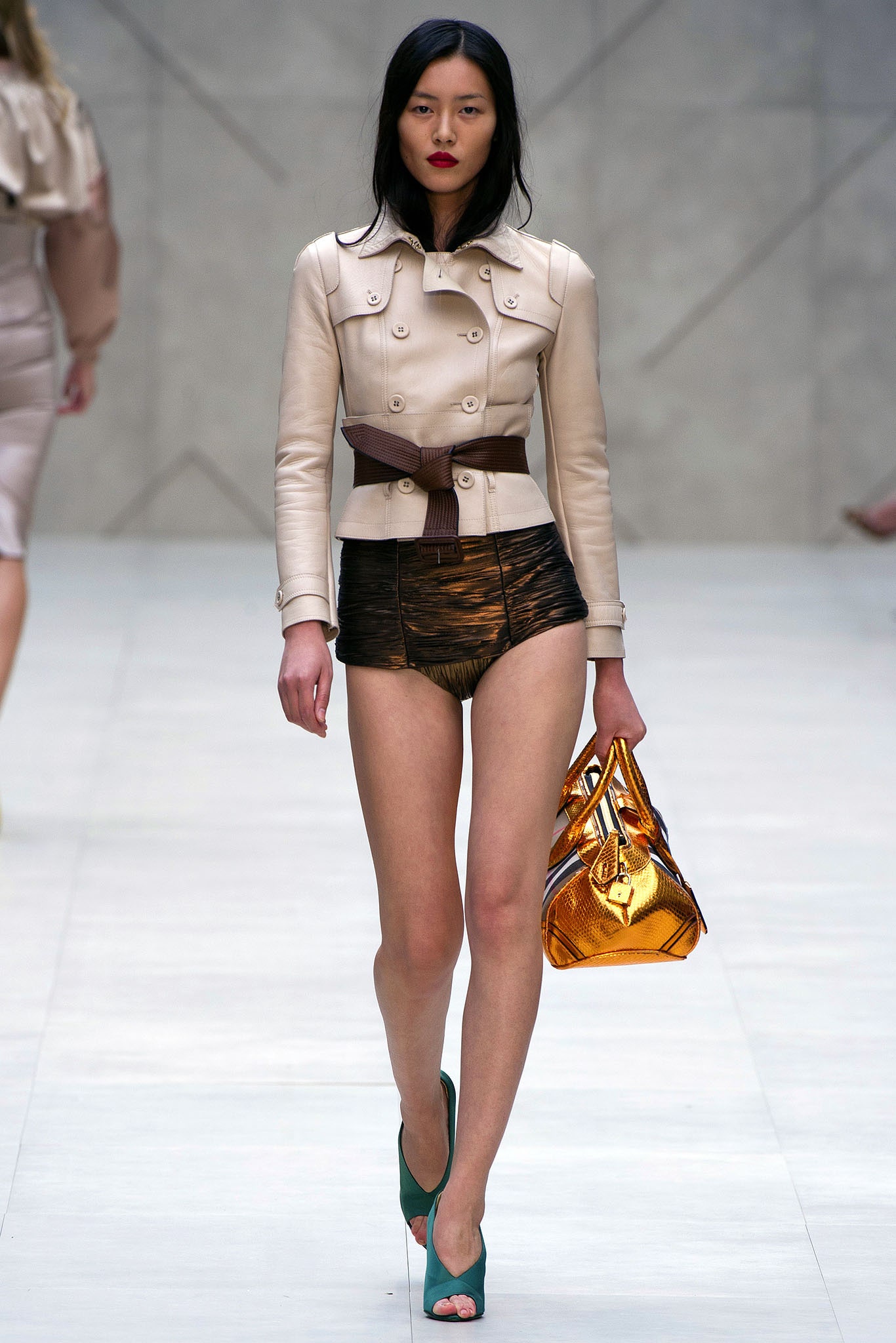 Burberry S/S 13 Look 108