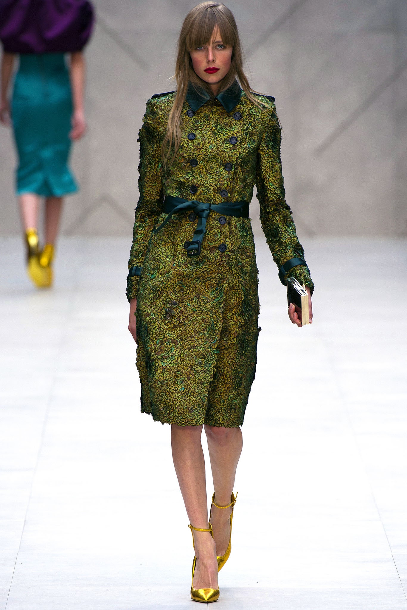 Burberry S/S 13 Look 235