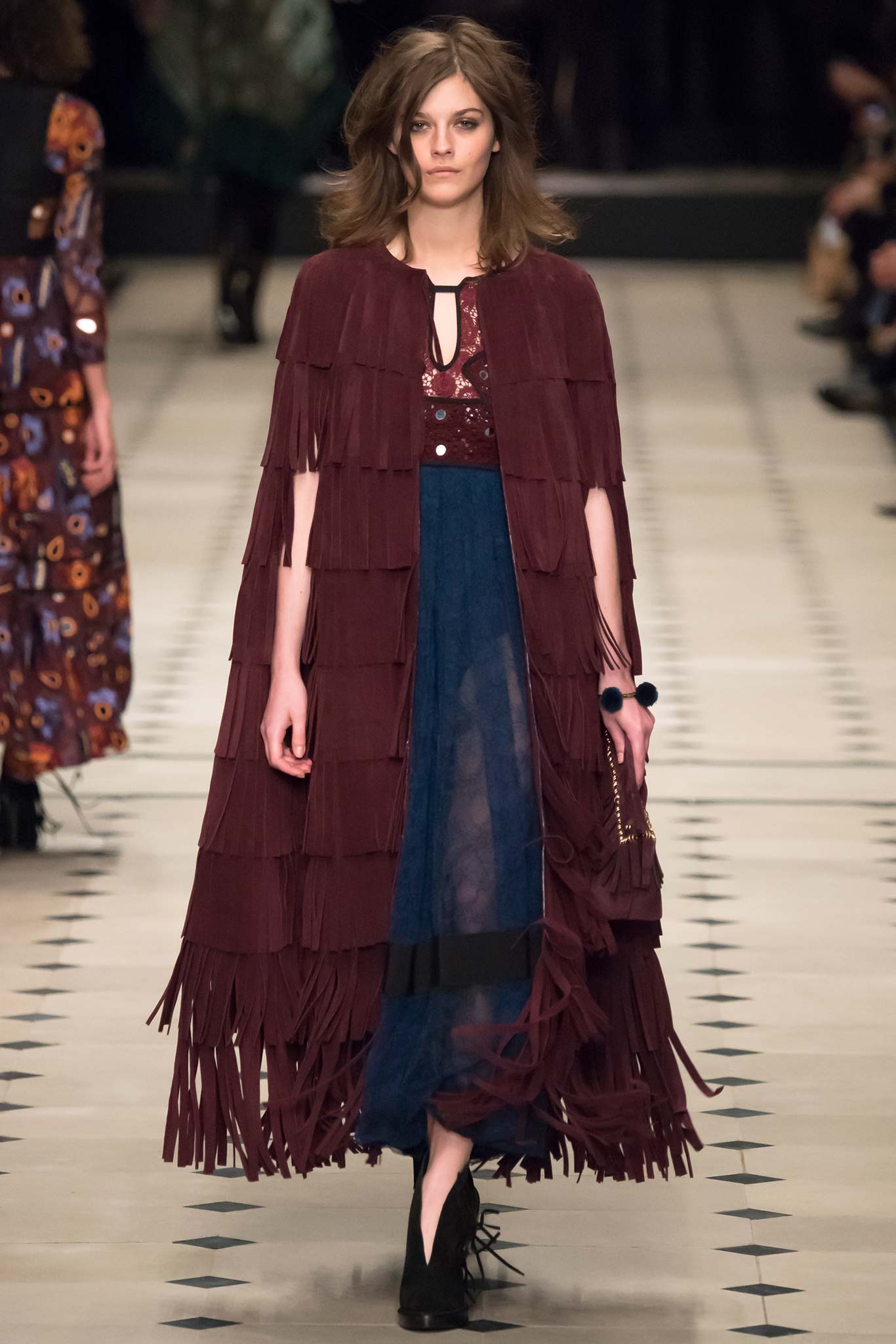 Burberry F/W 15 Look 280