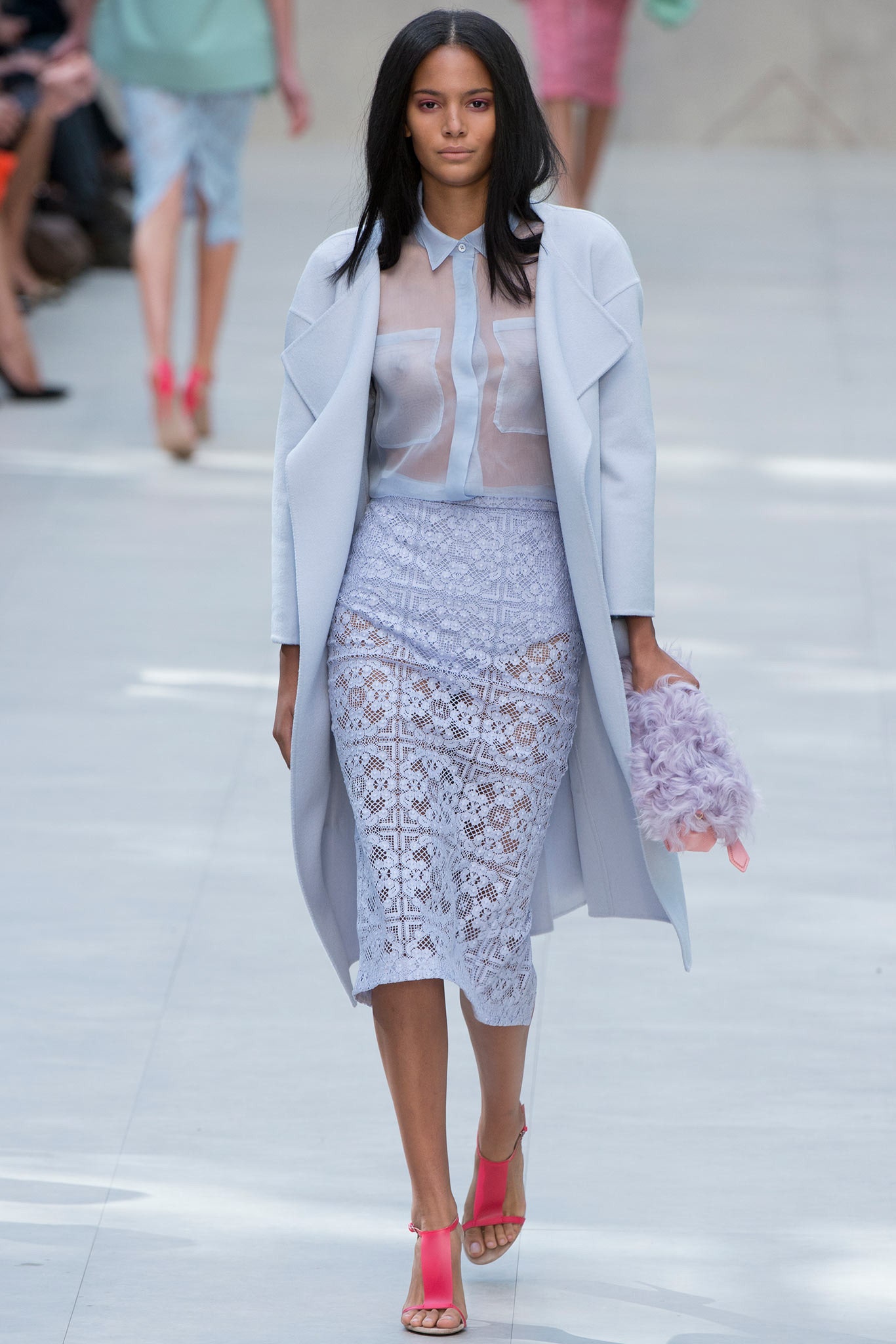 Burberry S/S 14 Look 19