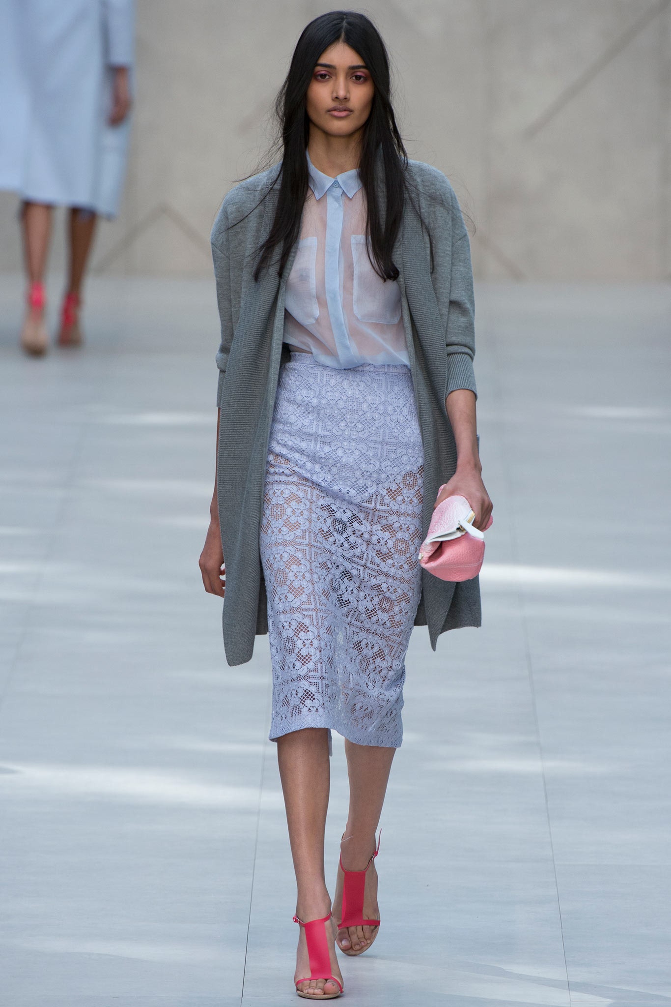 Burberry S/S 14 Look 43