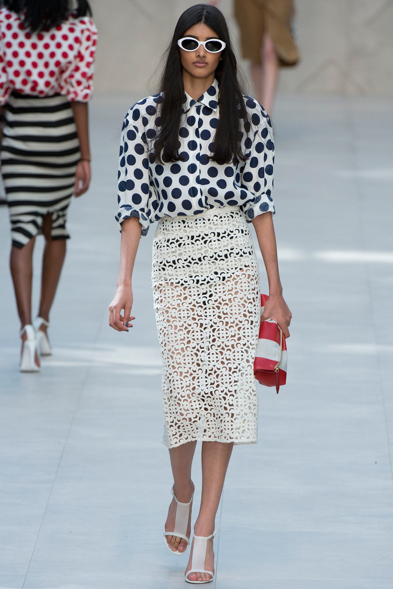 Burberry S/S 14 Look 190