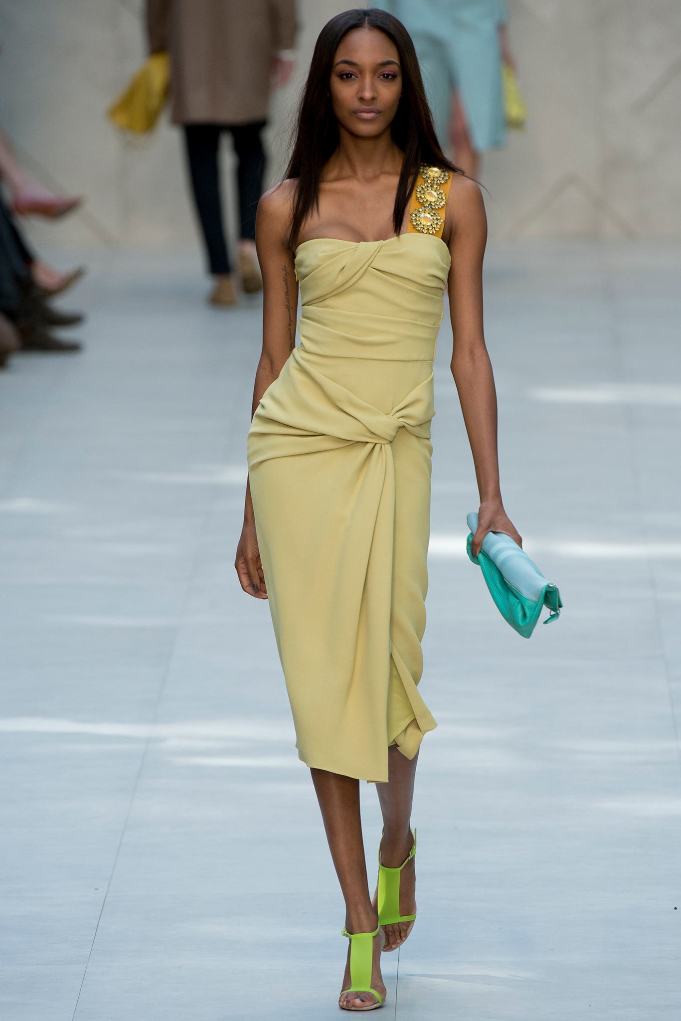 Burberry S/S 14 Look 230