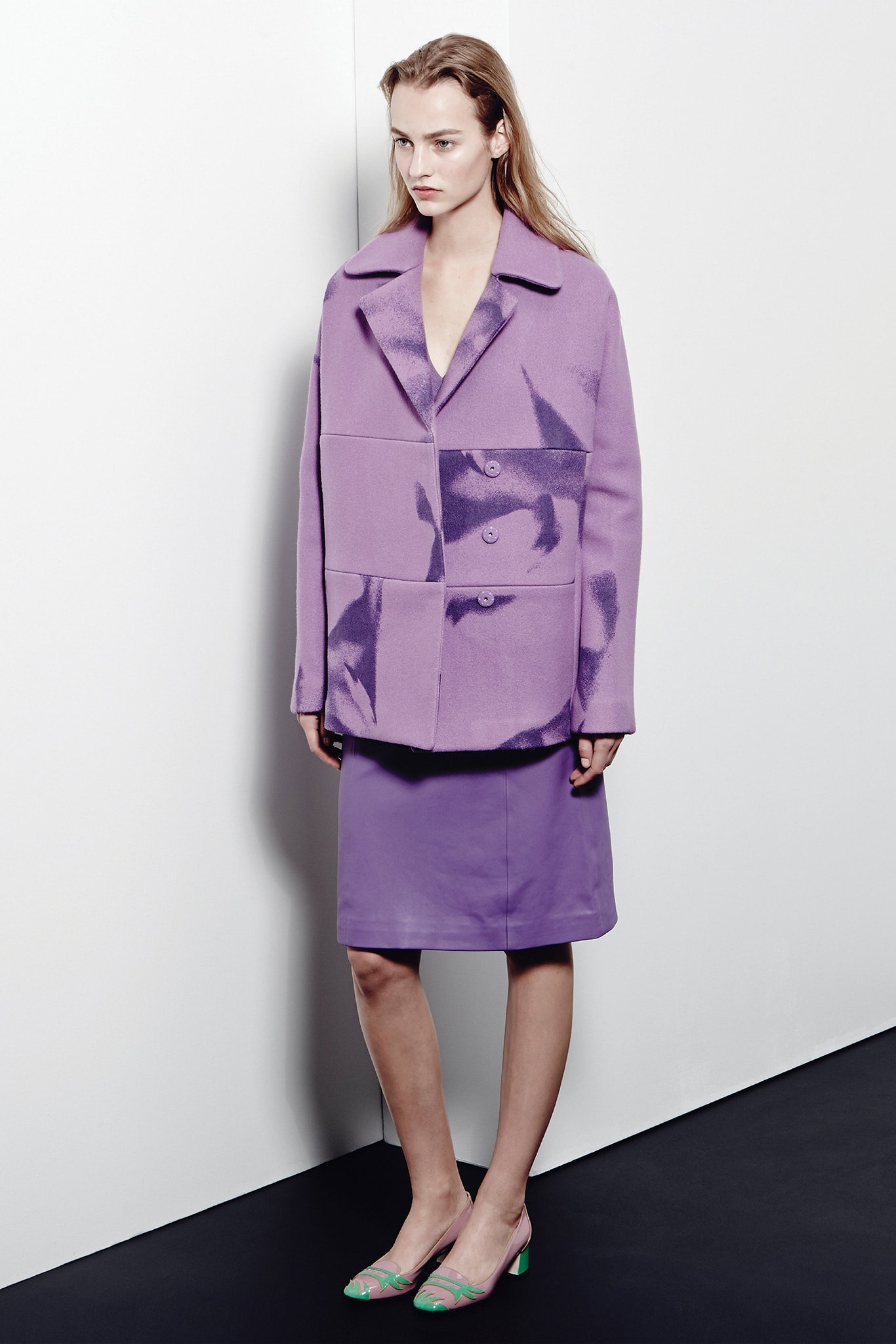 purple wool long-sleeve collared oversized printed buttoned coat
