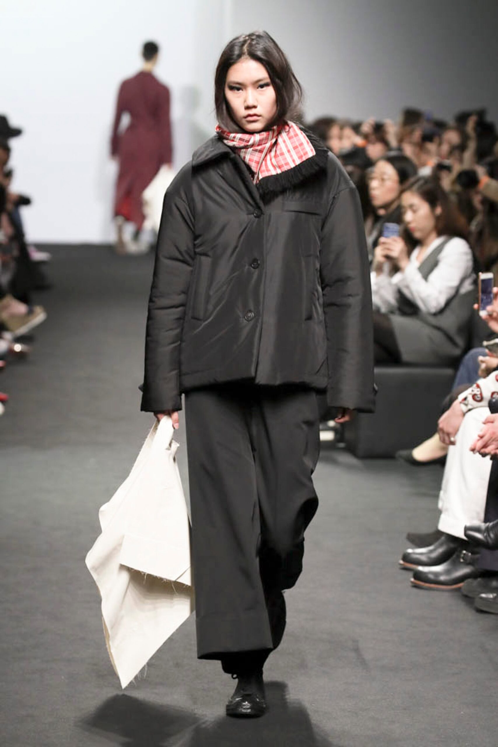 Bourie Seoul F/W 18 Look 99